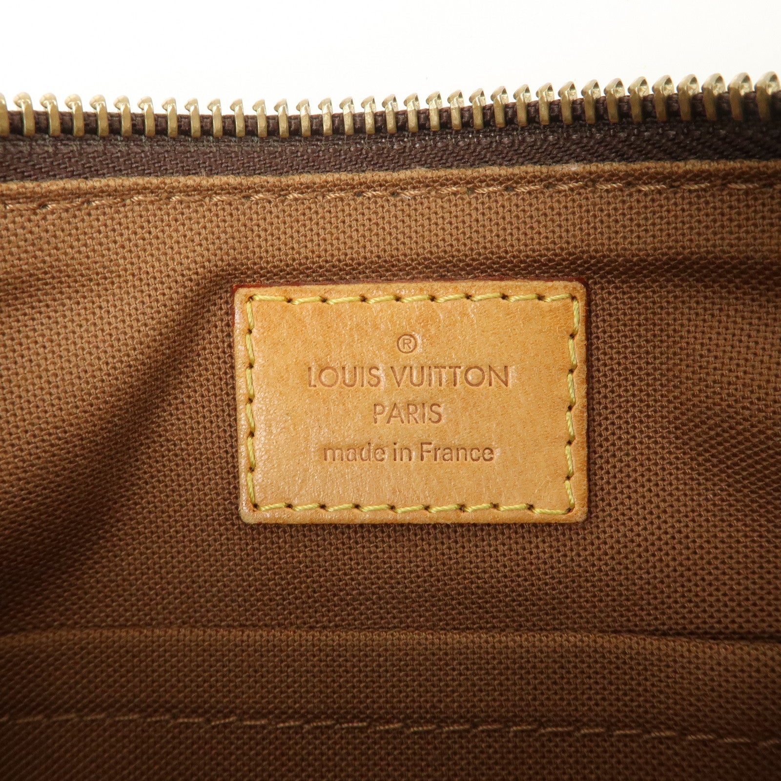 Louis Vuitton Monogram Pochette Valmy Shoulder Bag M40524