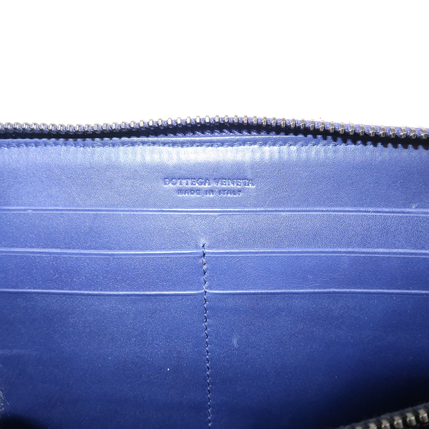 BOTTEGA VENETA Intrecciato Leather Round Zipper Long Wallet