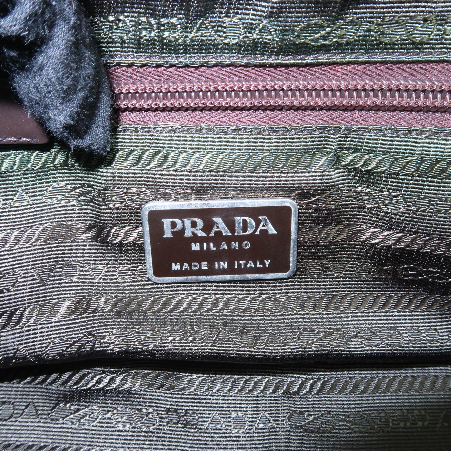 PRADA Logo VITELLO FRAME Leather Clasp Chain Shoulder Bag B11022