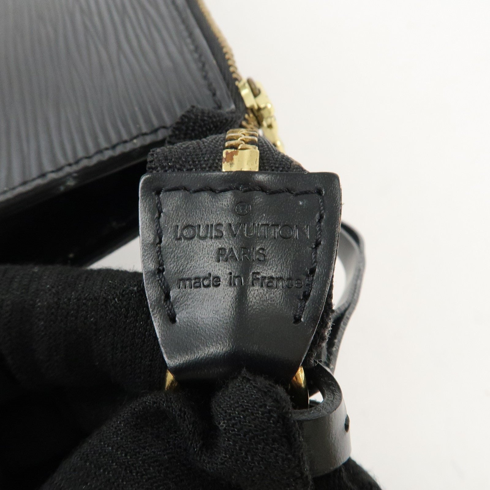 Louis Vuitton Epi Pochette Accessoires Pouch Noir Black M52942 Used
