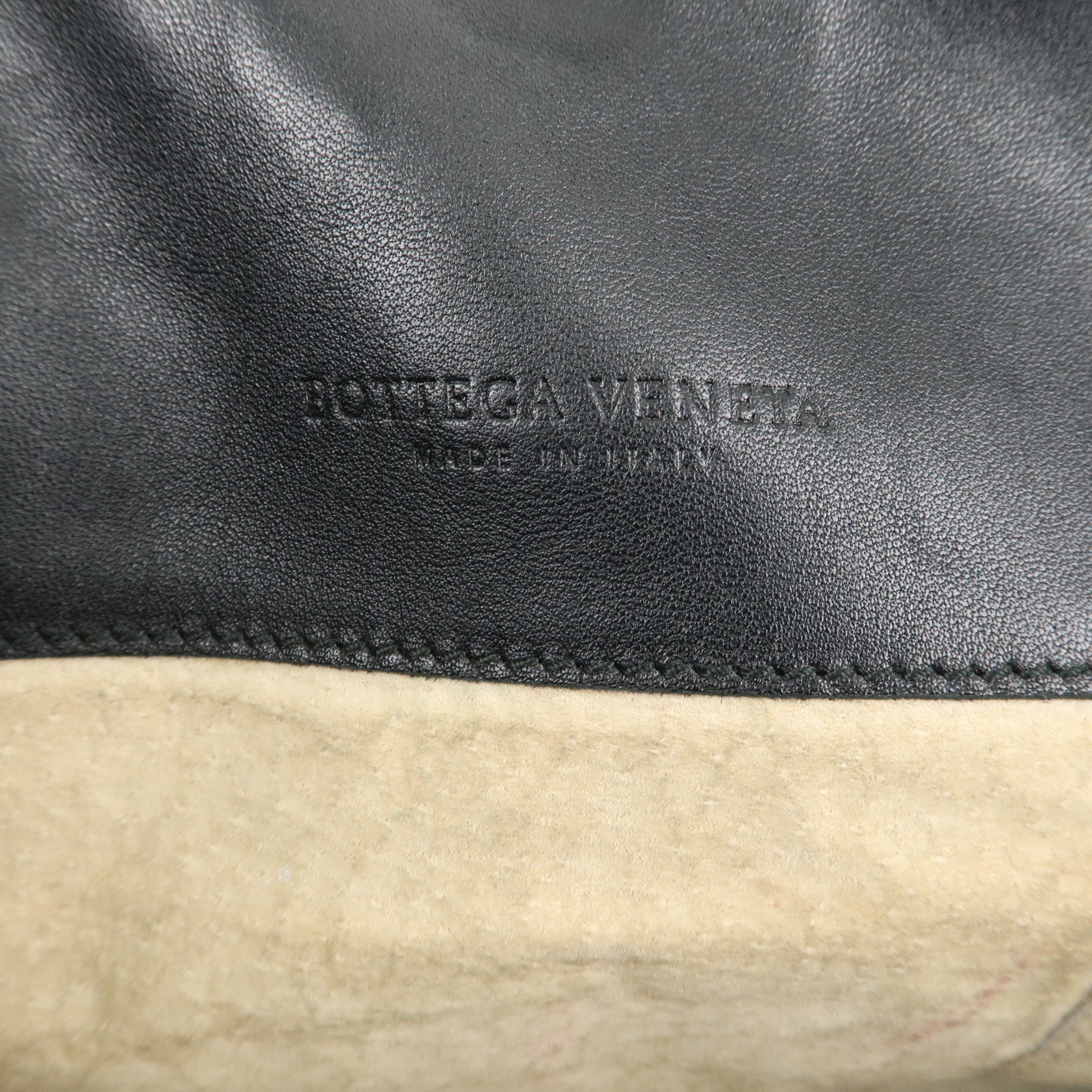 BOTTEGA VENETA Intrecciato Leather Tote Bag Black 222322