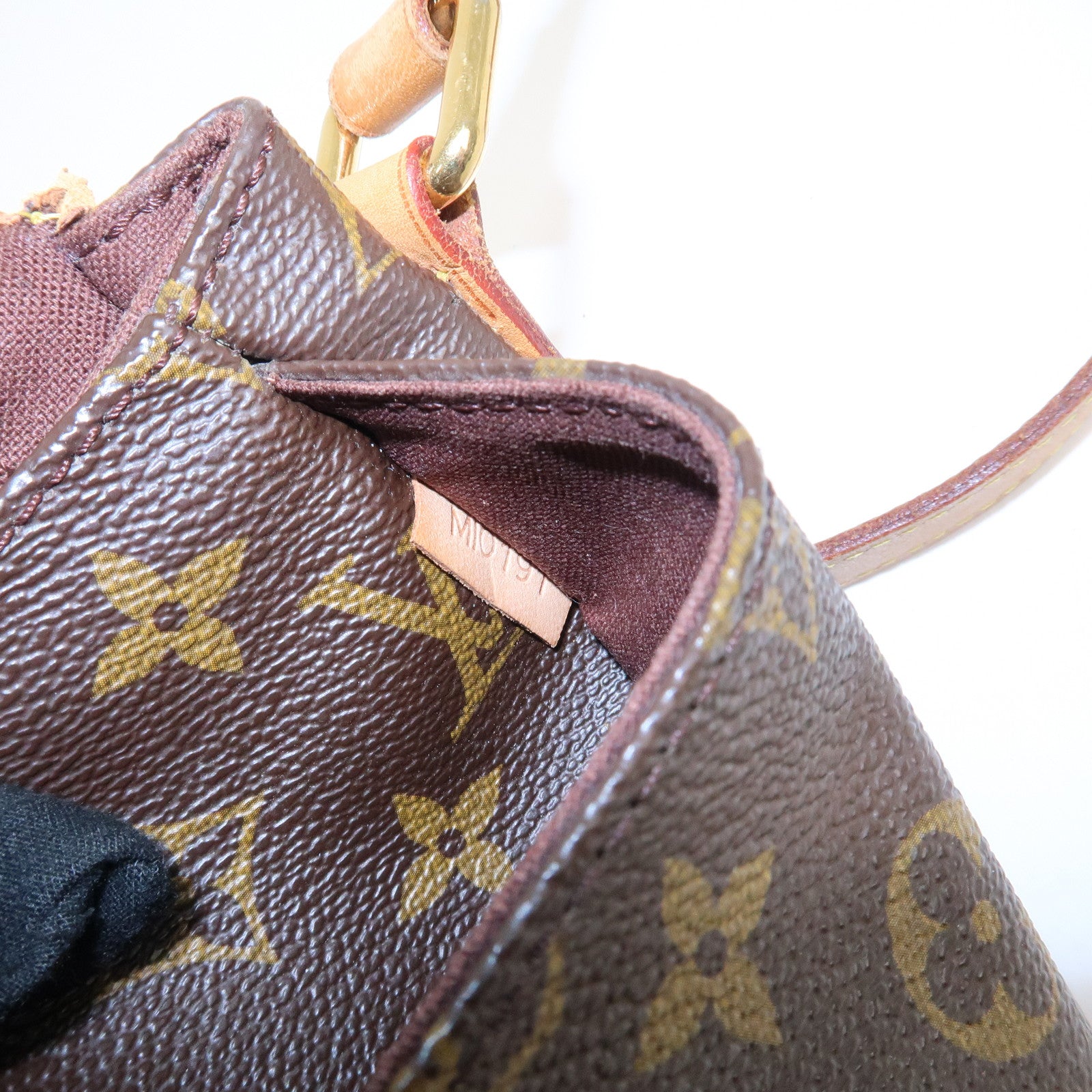 Louis Vuitton Monogram Menilmontant PM Shoulder Bag M40474