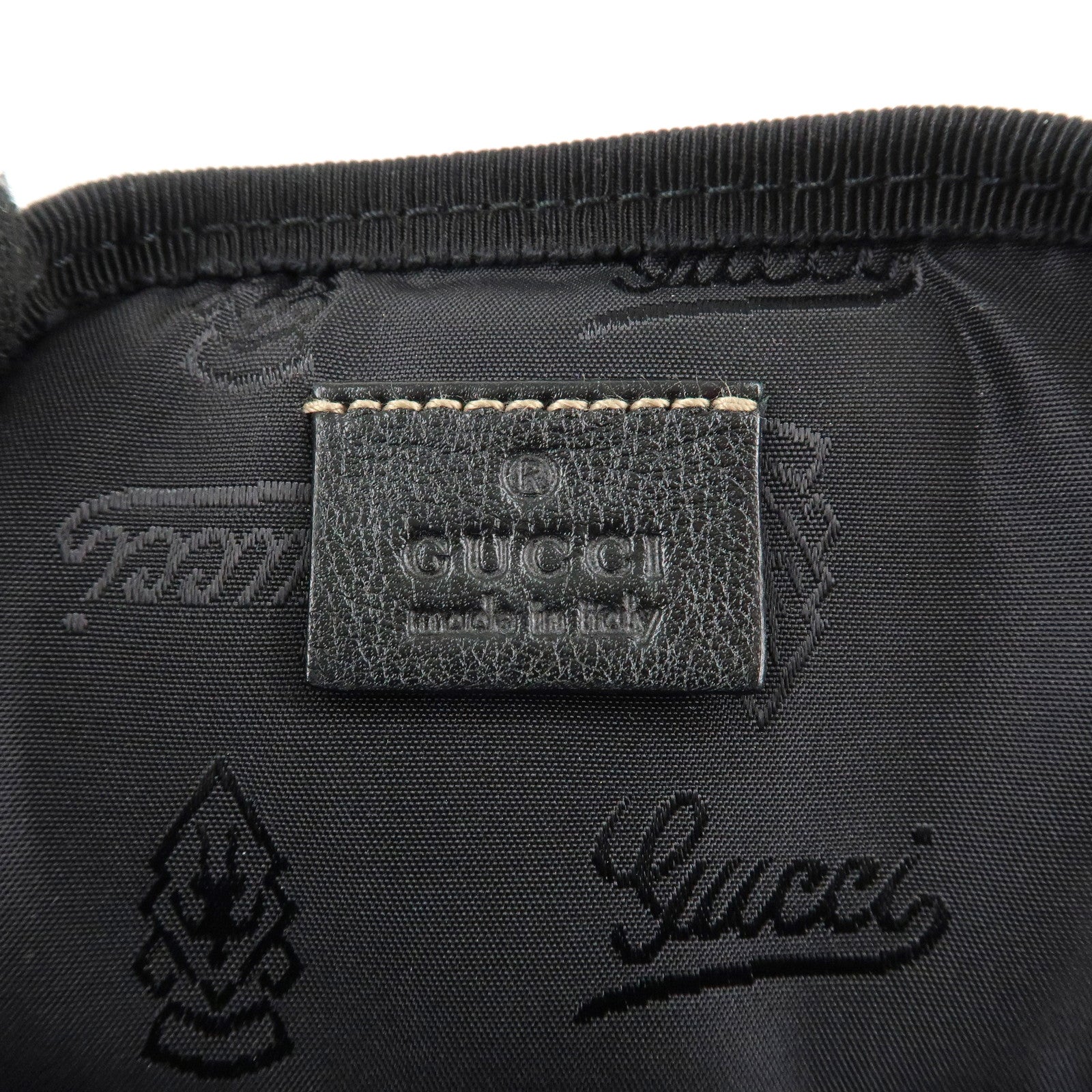 GUCCI Leather Nylon Waist Bag Cross Body Bag Black 201846 Used