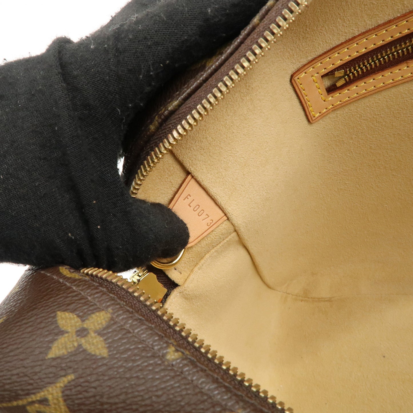 Louis Vuitton Monogram Cite GM Boston Shoulder Bag M51181