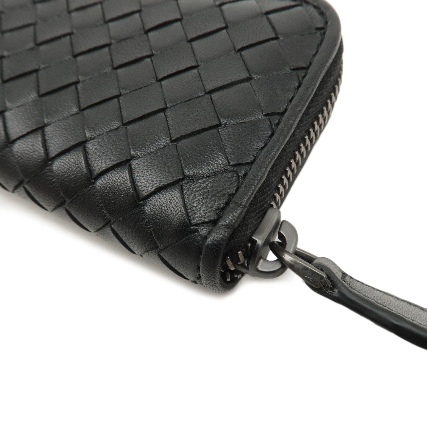 BOTTEGA VENTA Intrecciato Leather Round Zip Coin Case Black