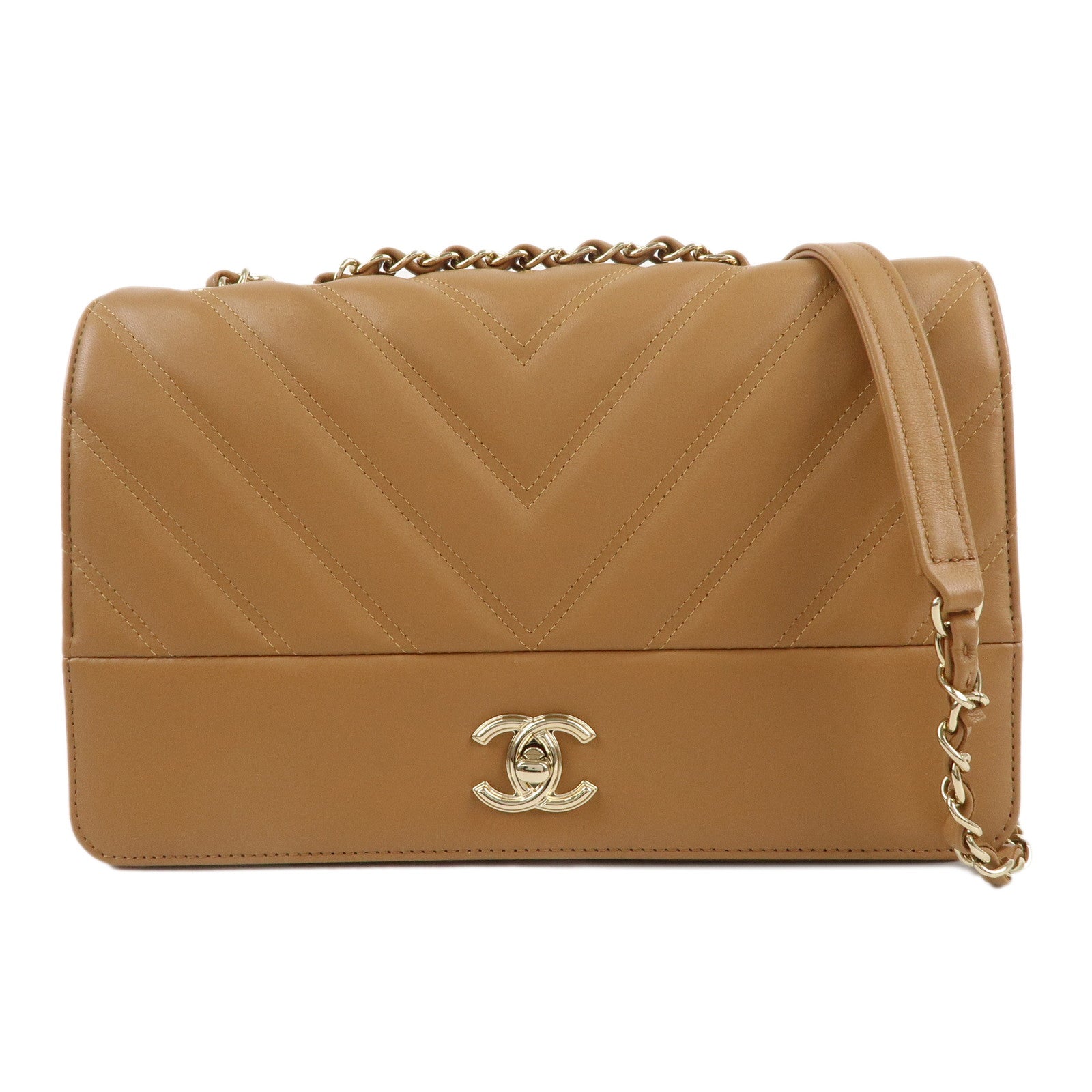 CHANEL-Chevron-Lamb-Skin-COCO-Mark-Chain-Shoulder-Bag-Beige