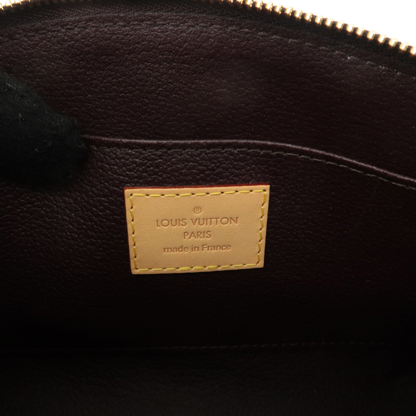 Louis Vuitton Monogram Vernis Pochette Cosmetic Pouch M91495