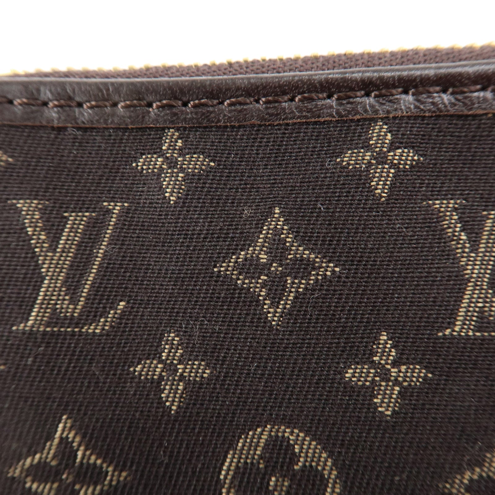 Louis Vuitton Monogram Mini Lin Pochette Cles Coin Case M95230