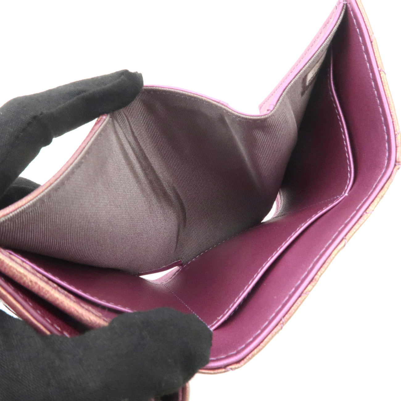 CHANEL Matelasse Lamb Skin Tri-Fold Wallet Gradation Purple A84401 Used