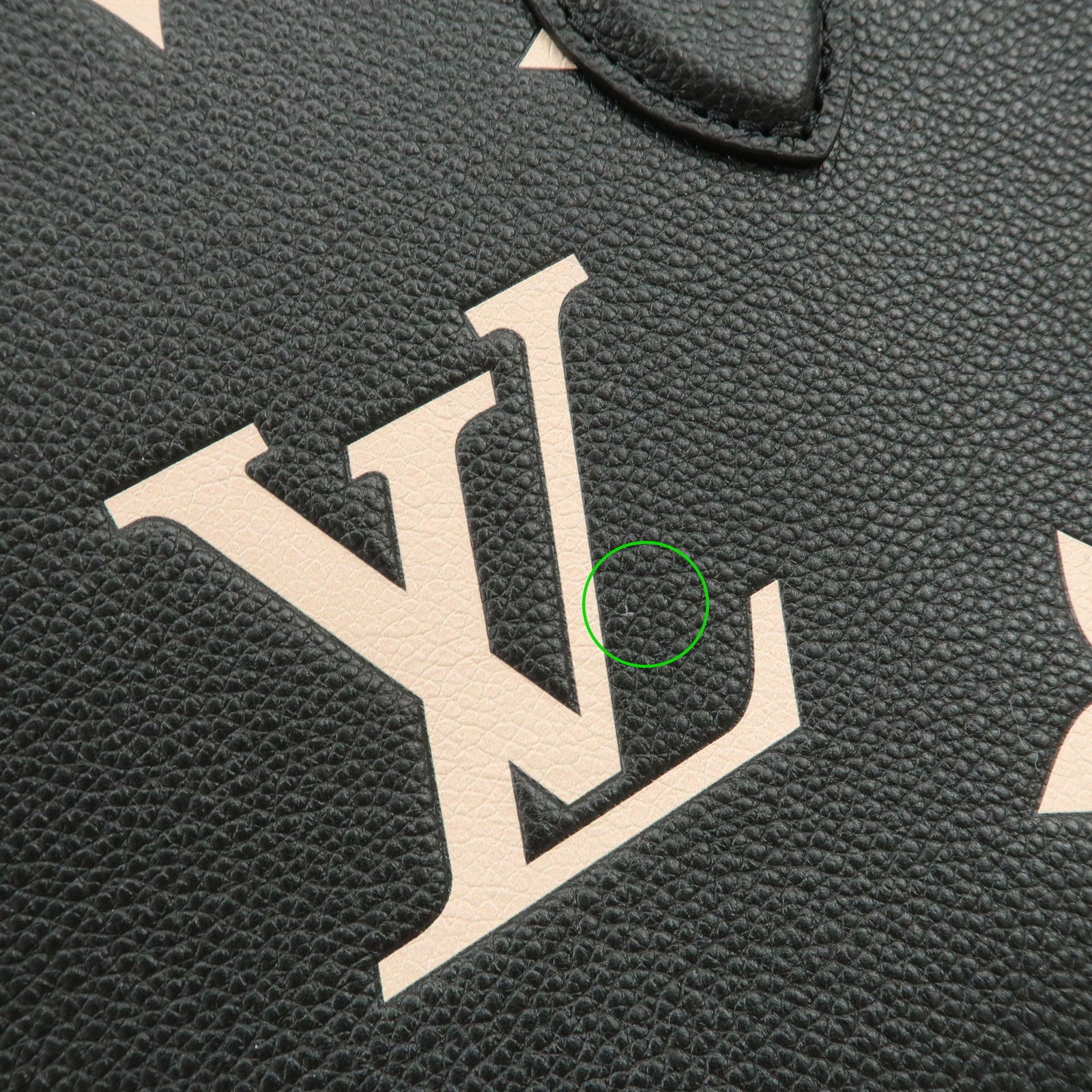 Louis Vuitton Monogram Empreinte Bicolor On the Go PM 2Way Bag