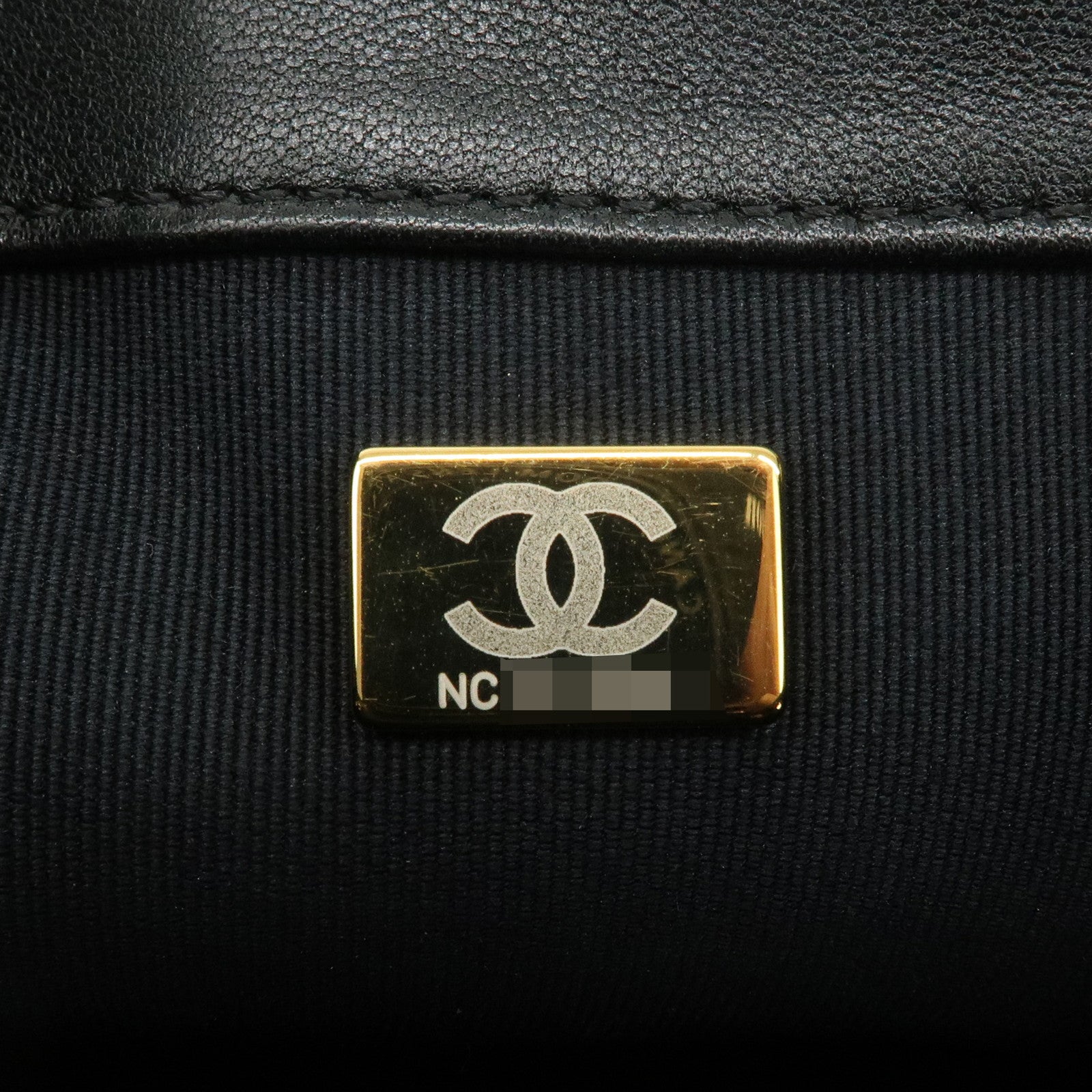 CHANEL Matelasse Lamb Skin Small Bucket Chain Shoulder Bag AS2786 Used