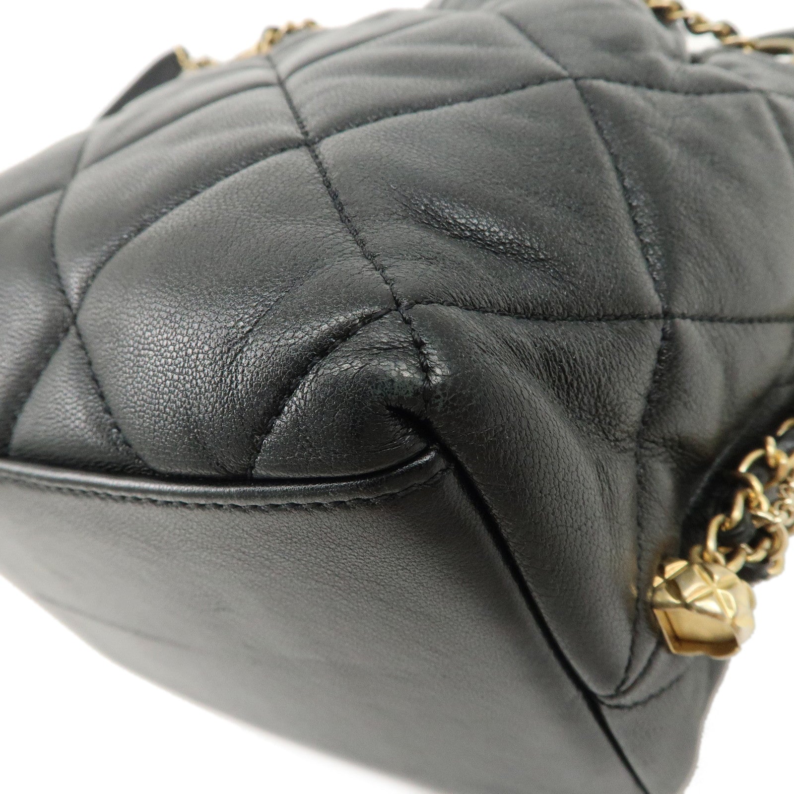 CHANEL Matelasse Lamb Skin Small Bucket Chain Shoulder Bag AS2786 Used