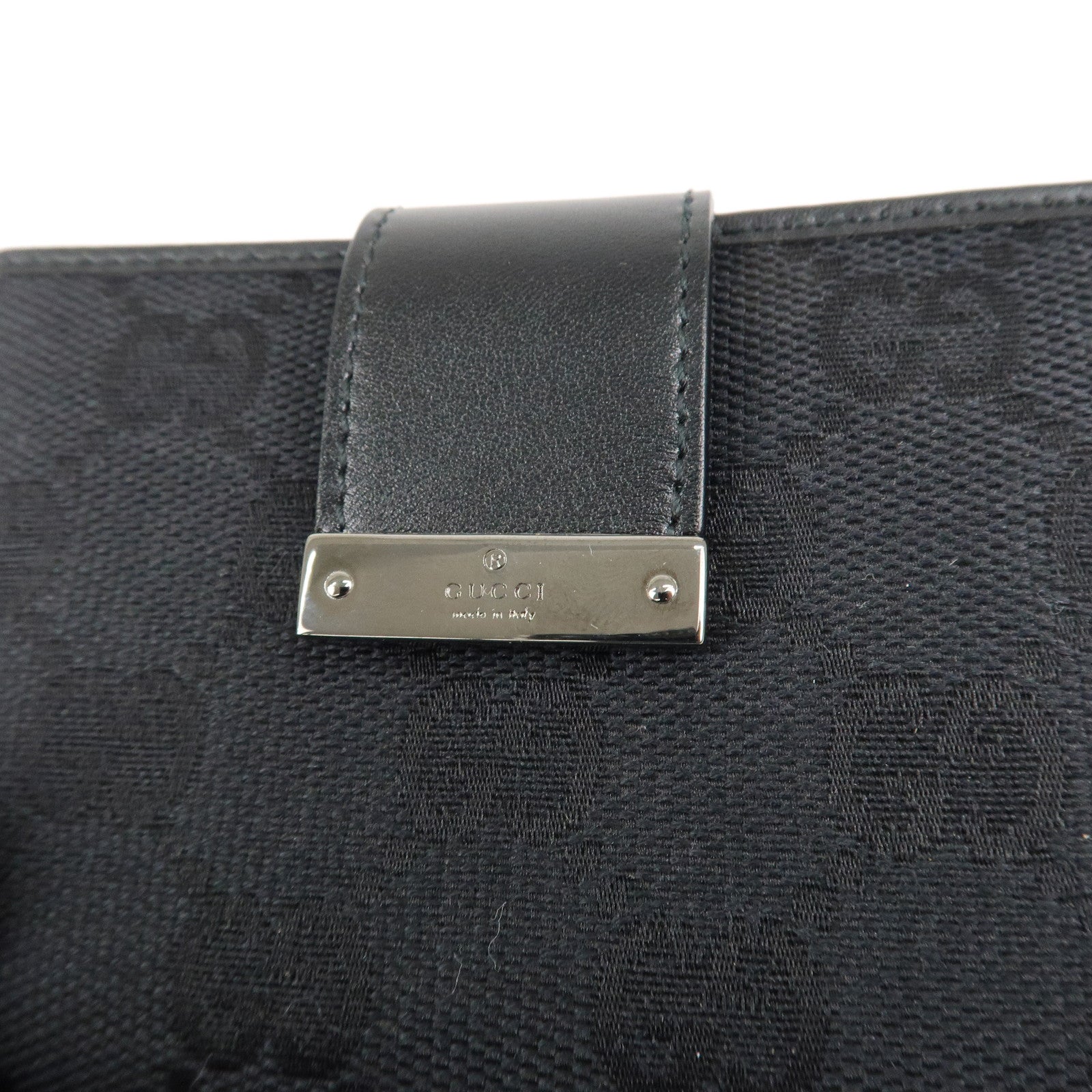 GUCCI Gucci GG Canvas Leather Bi-Fold Card Case Black 92273 Used