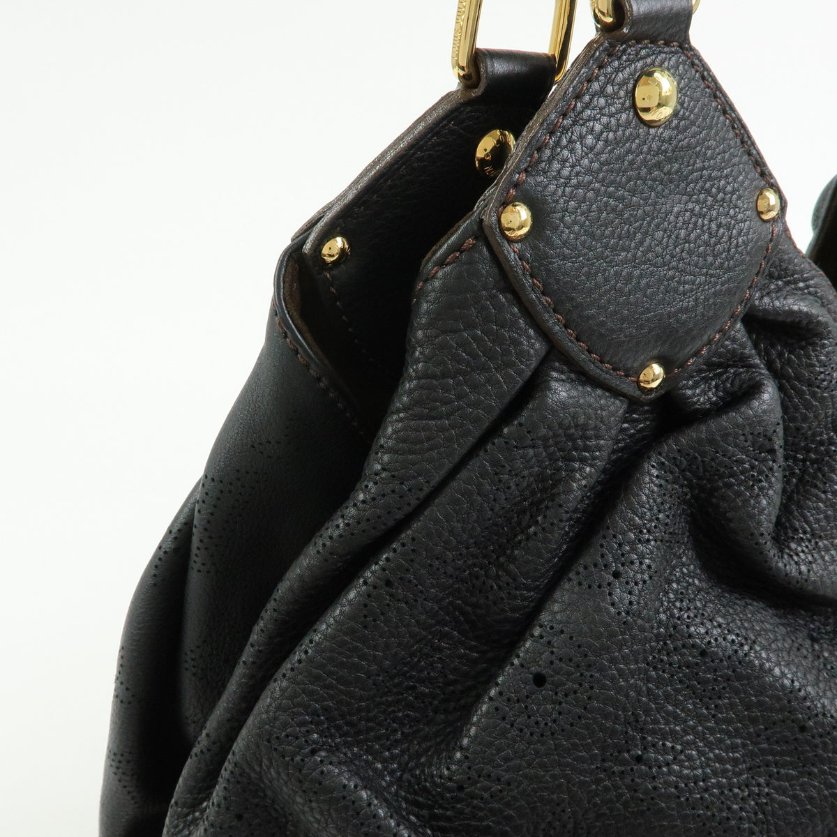 Louis Vuitton Monogram Mahina XL Leather Shoulder Hand Bag Noir M95547