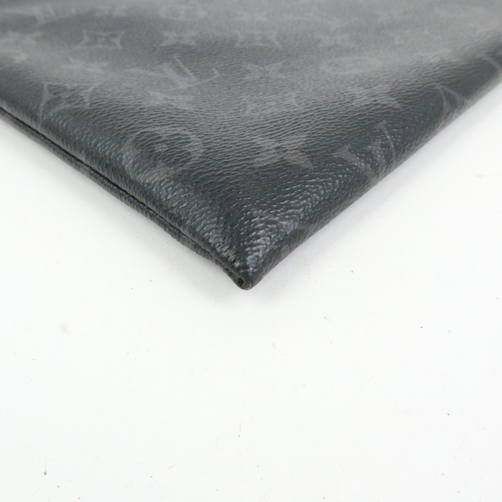 Louis Vuitton Monogram Eclipse Pochette Discovery Clutch Bag M62291