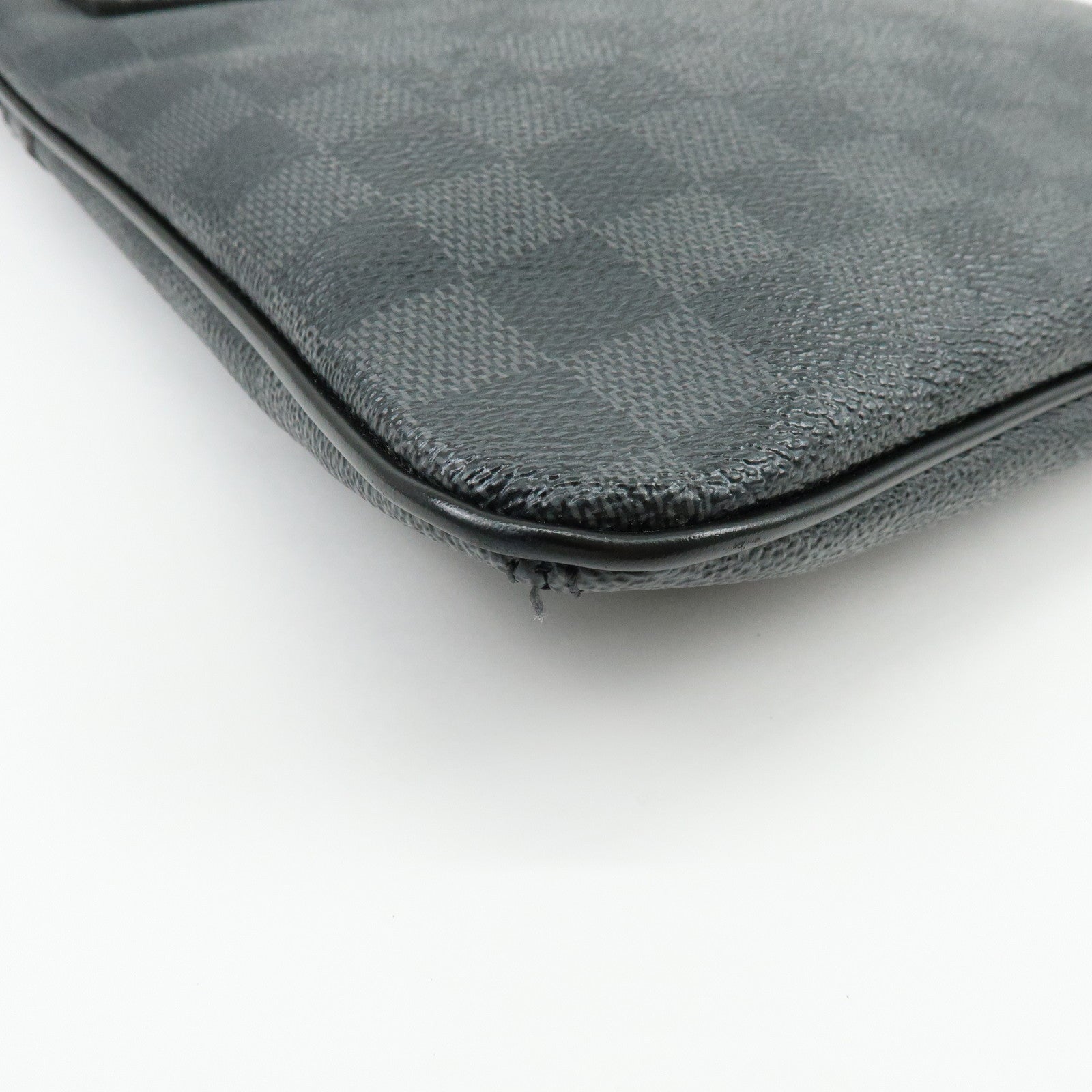 Louis Vuitton Damier Graphite Thomas Shoulder Crossbody Bag N58028