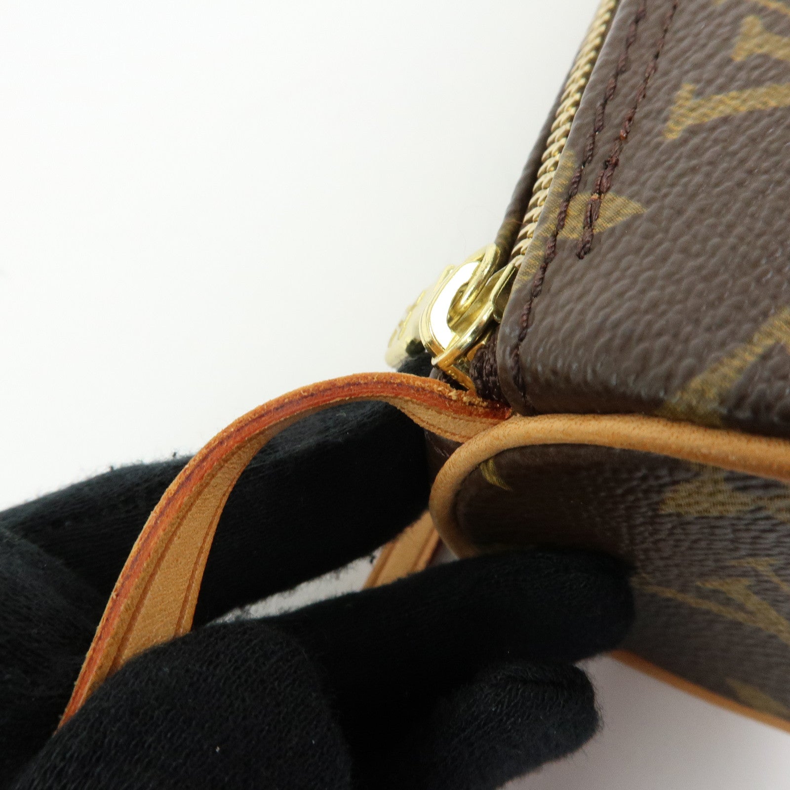 Louis Vuitton Monogram Mini Pouch for Papillon Bag Brown