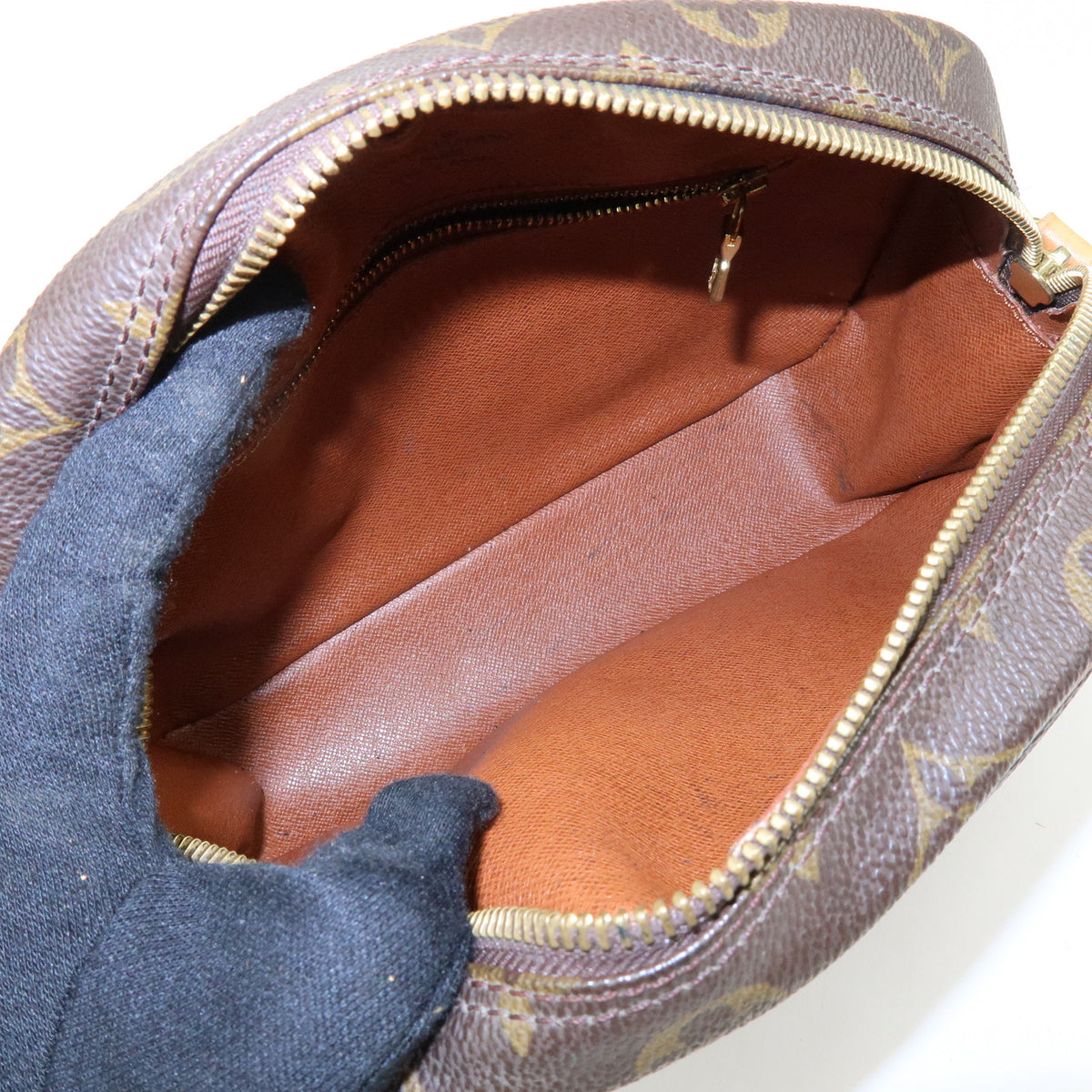 Louis Vuitton Monogram Blois Crossbody Shoulder Bag Brown M51221