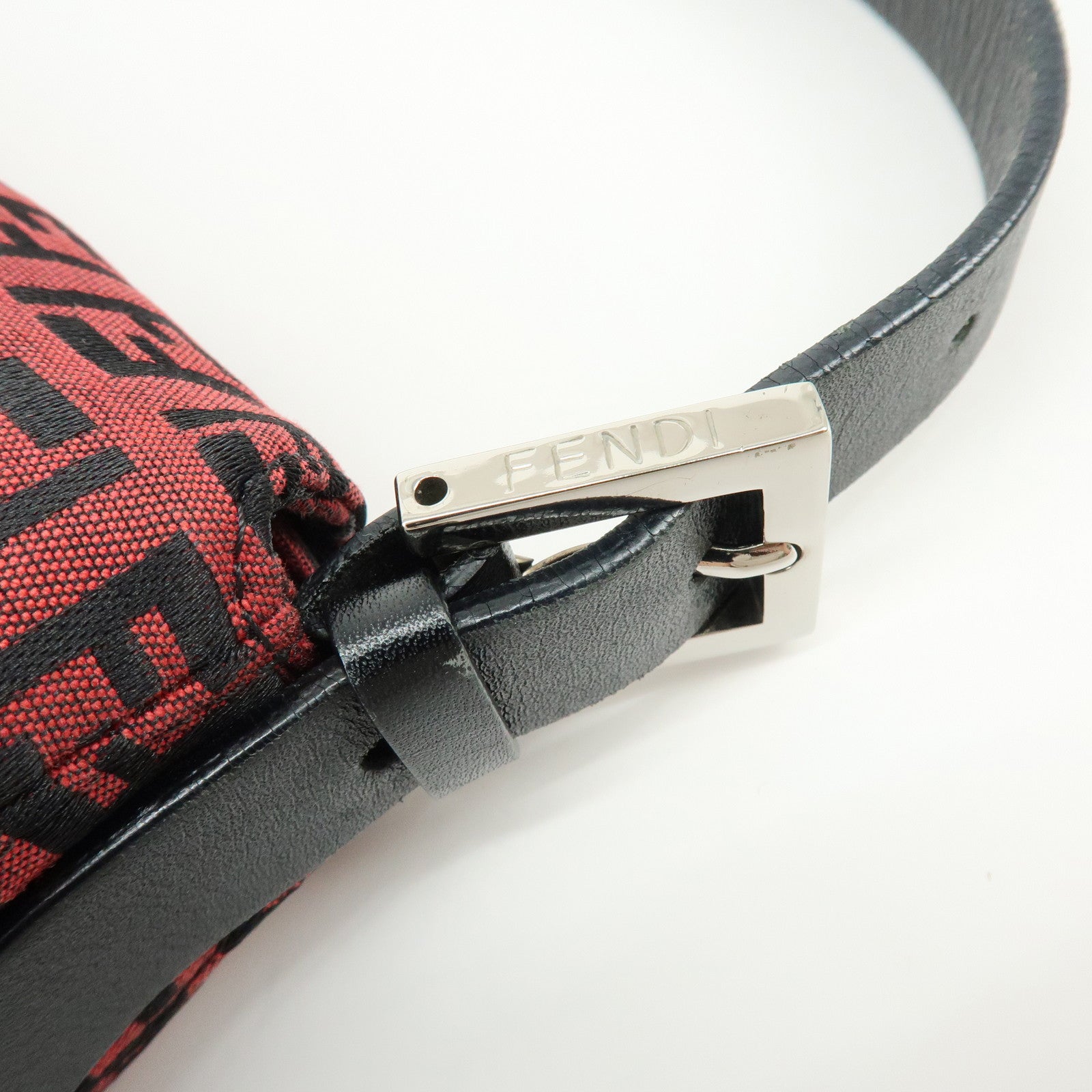 FENDI Mamma Baguette Zucchino Canvas Leather Shoulder Bag Red 8BR003