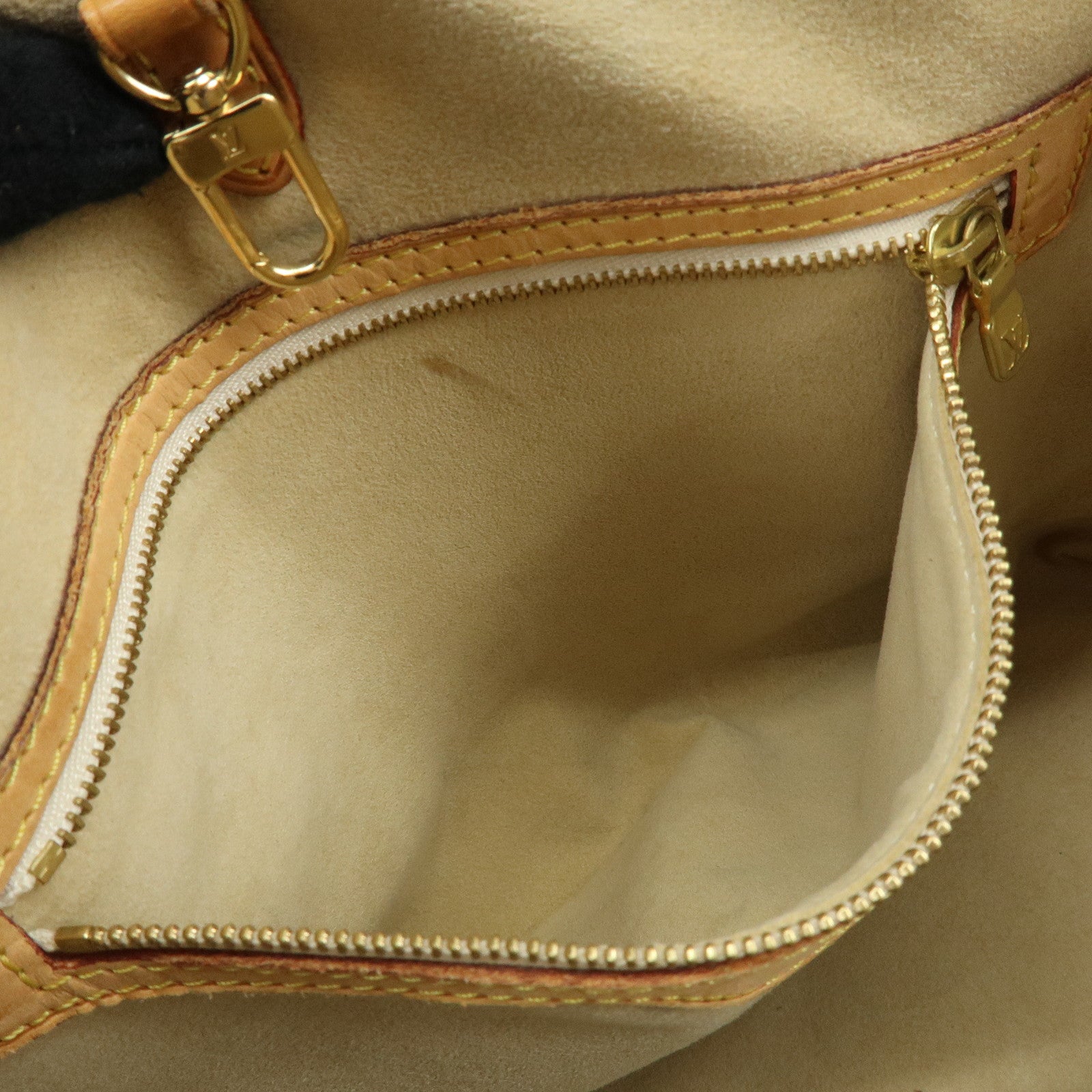 Louis Vuitton Damier Azur Hampstead PM Hand Bag Ivory N51207