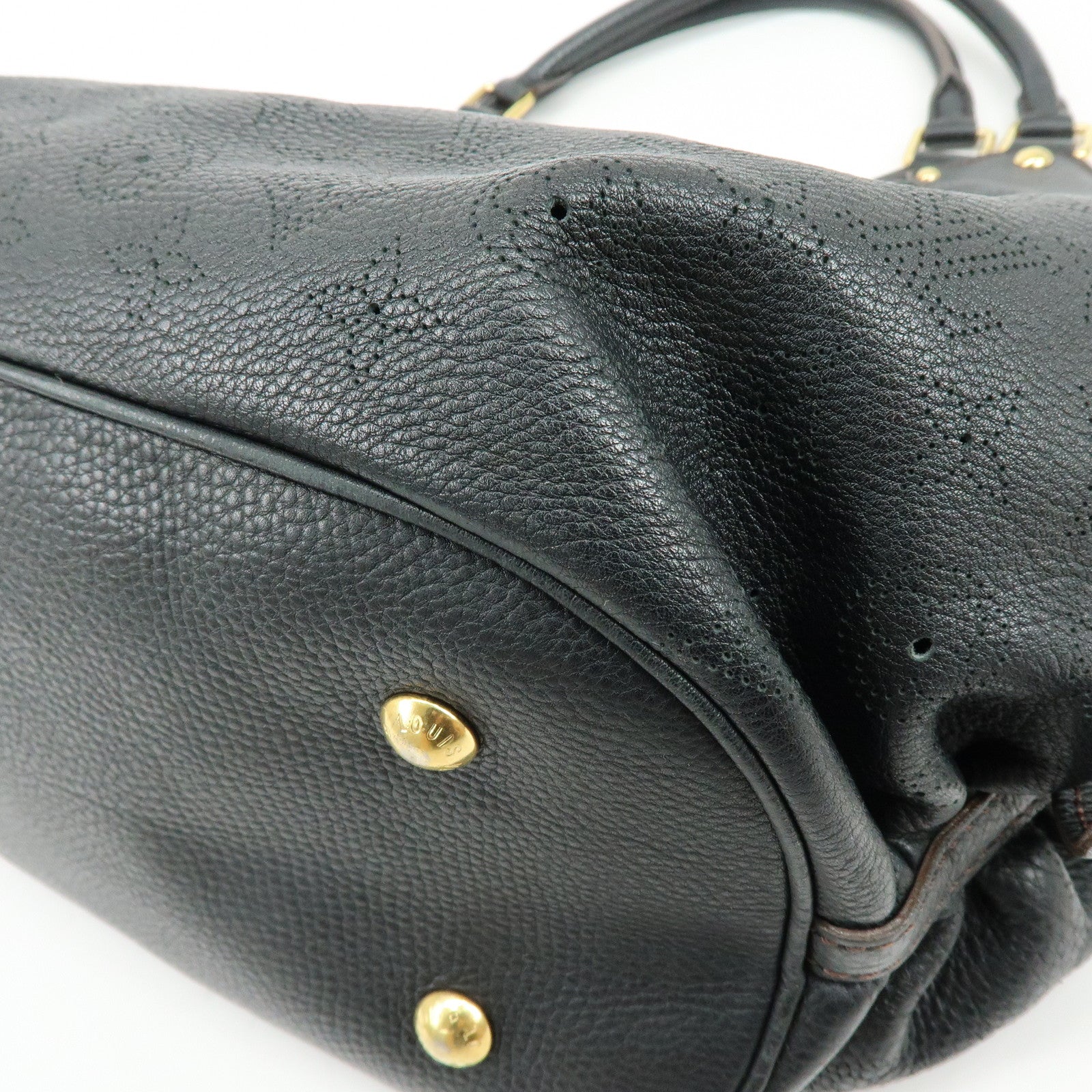 Louis Vuitton Monogram Leather Mahina L Shoulder Bag Noir M95765