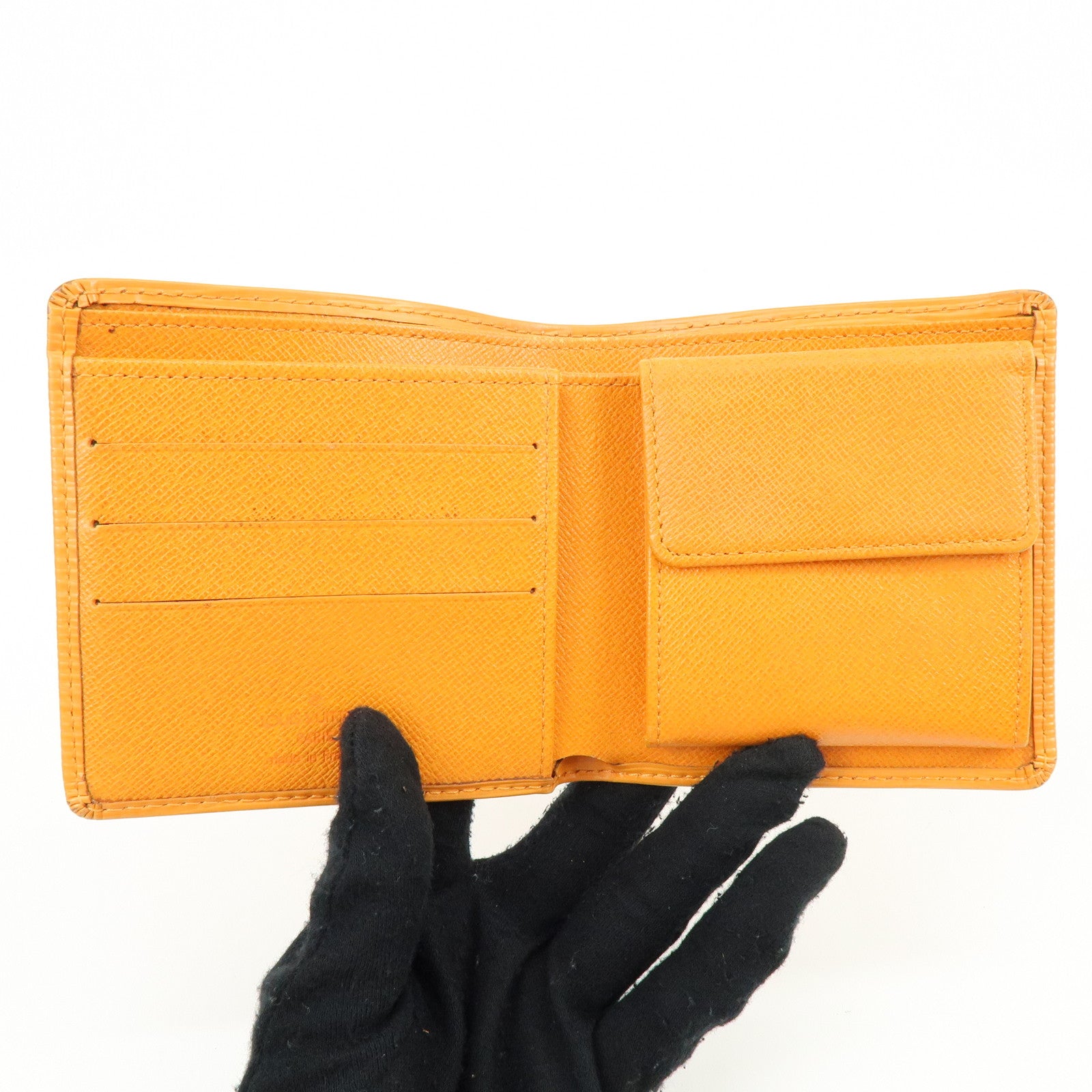 Louis Vuitton Epi Porte Billet Carte Credit Monnaie Wallet M6354H