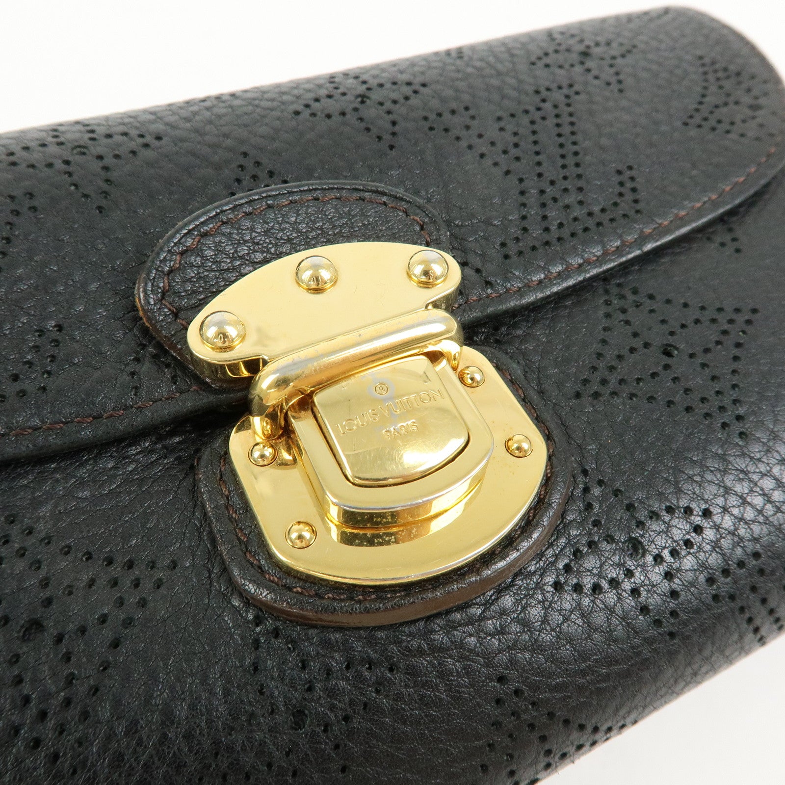 Louis Vuitton Monogram Mahina Portefeuille Amelia Wallet M95549