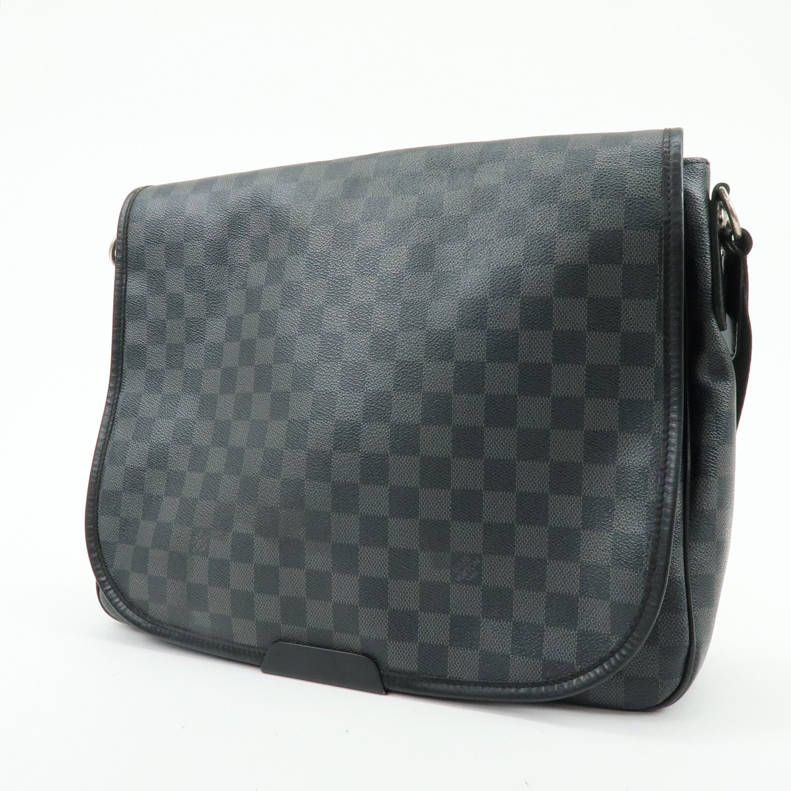 Louis Vuitton Damier Graphite Daniel MM Shoulder Bag N58029