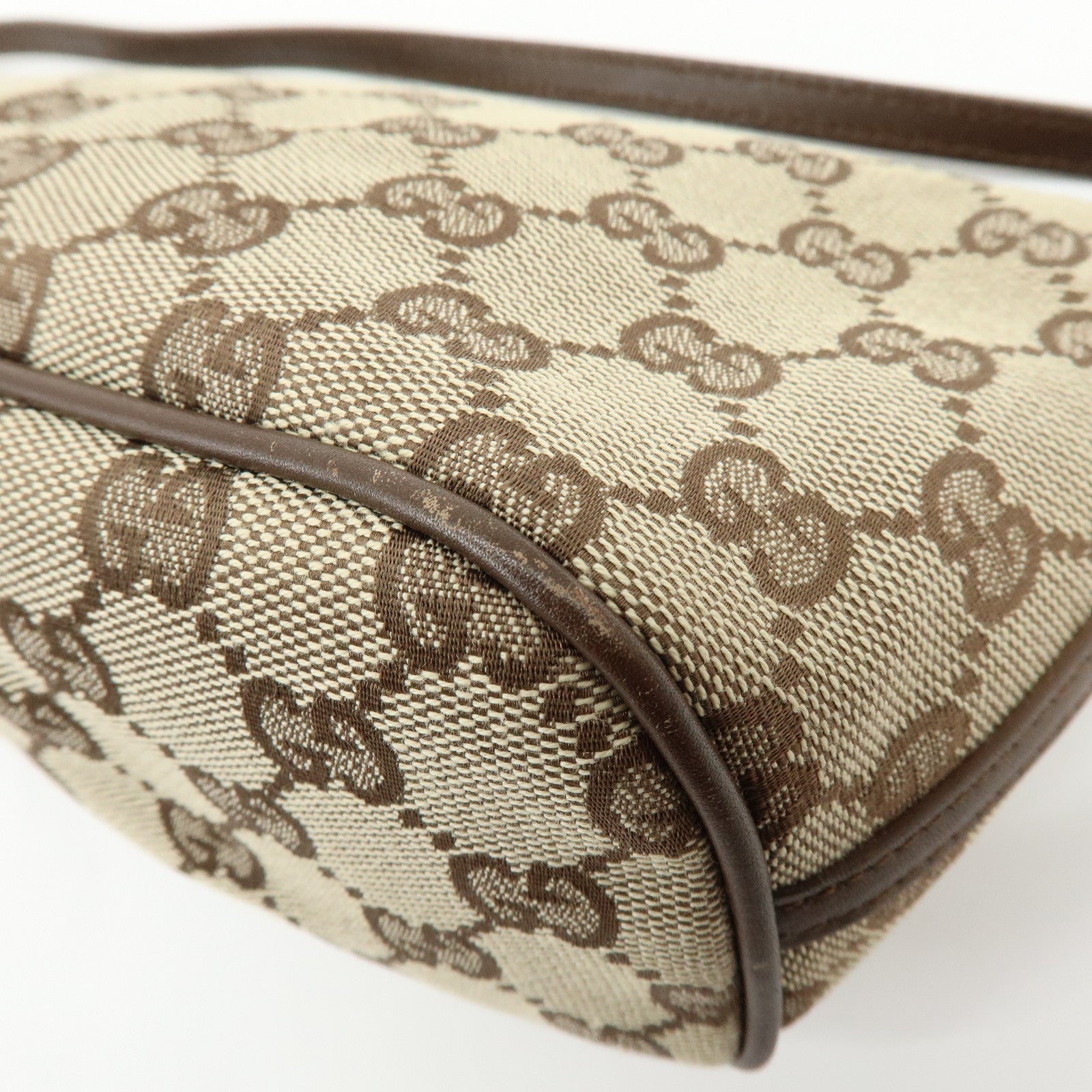 GUCCI Boat Bag GG Canvas Accessory Pouch Hand Bag Beige Brown 07198
