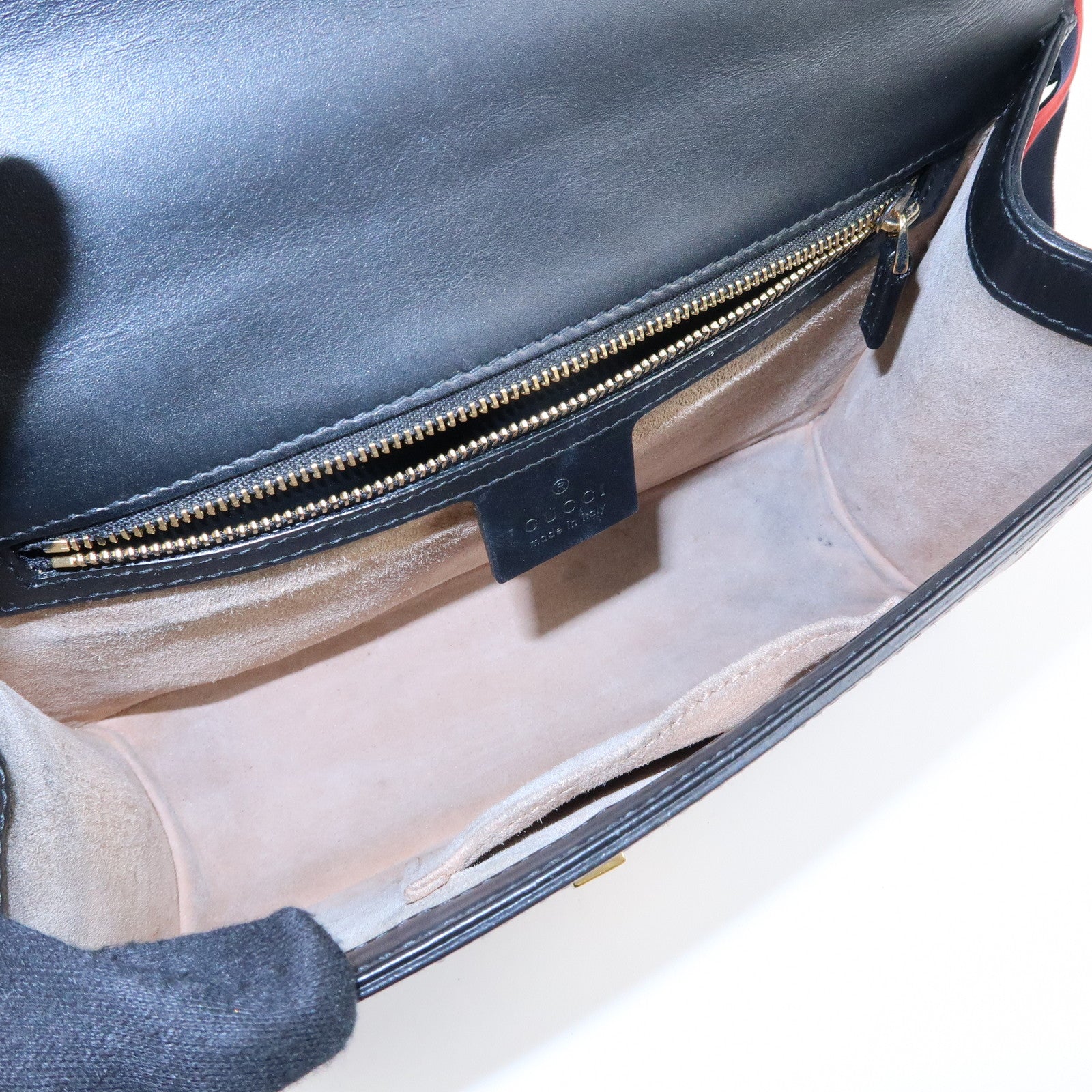 Gucci Sylvie Sherry Leather Shoulder Bag Crossbody Bag Black 421882