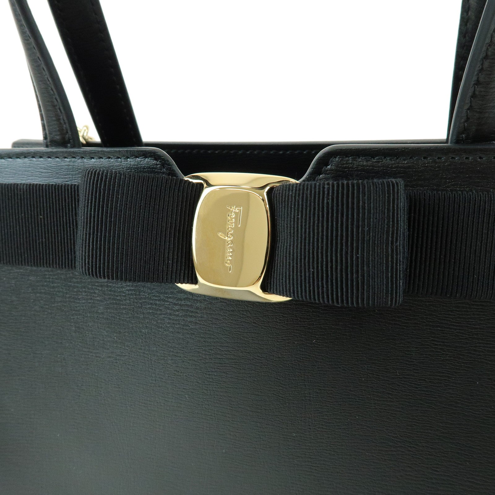 Ferragamo Vara Ribbon Leather 2Way Bag Hand Bag Black AU-21 1290