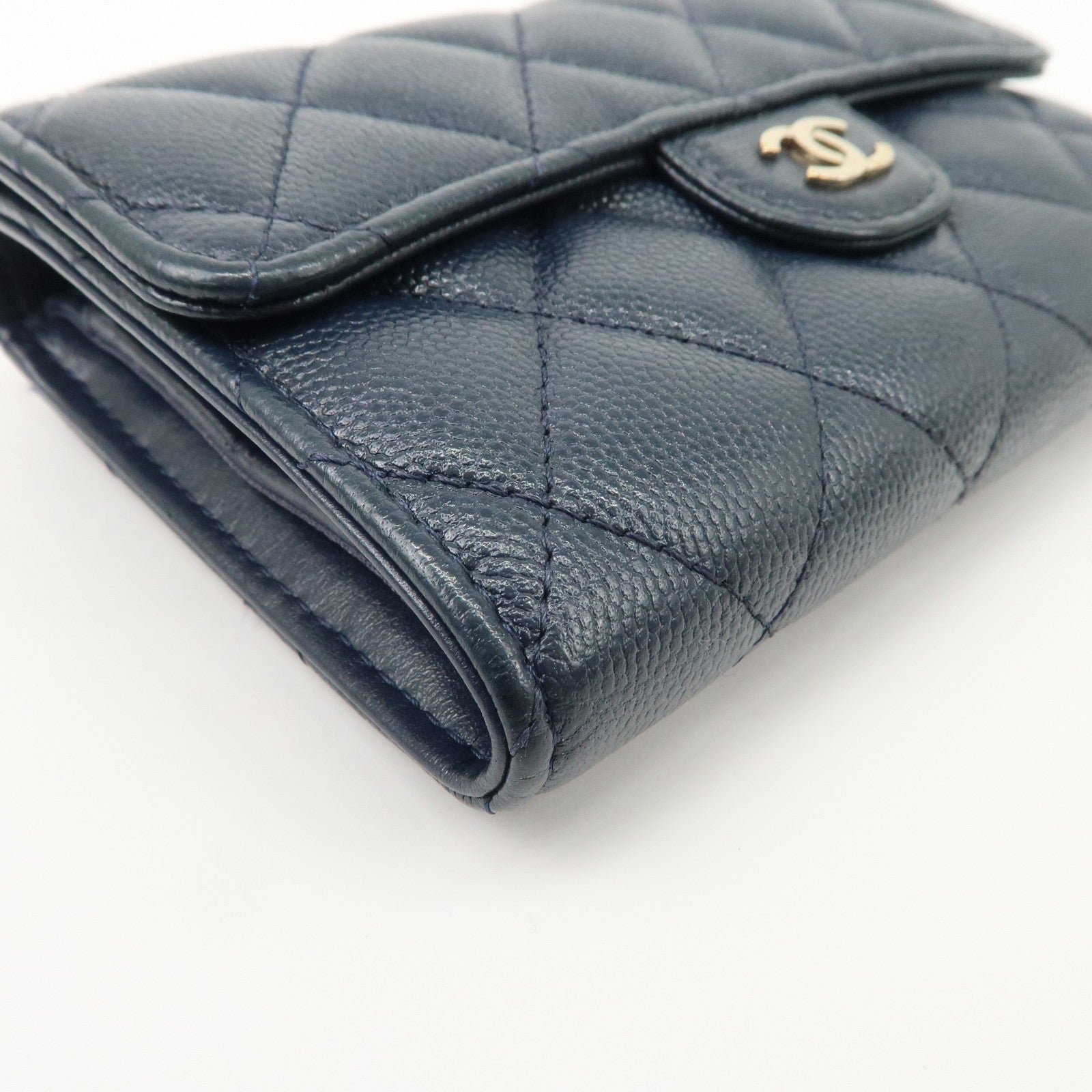 CHANEL Matelasse Caviarskin Tri-fold Wallet Small Wallet Navy AP0232 Used
