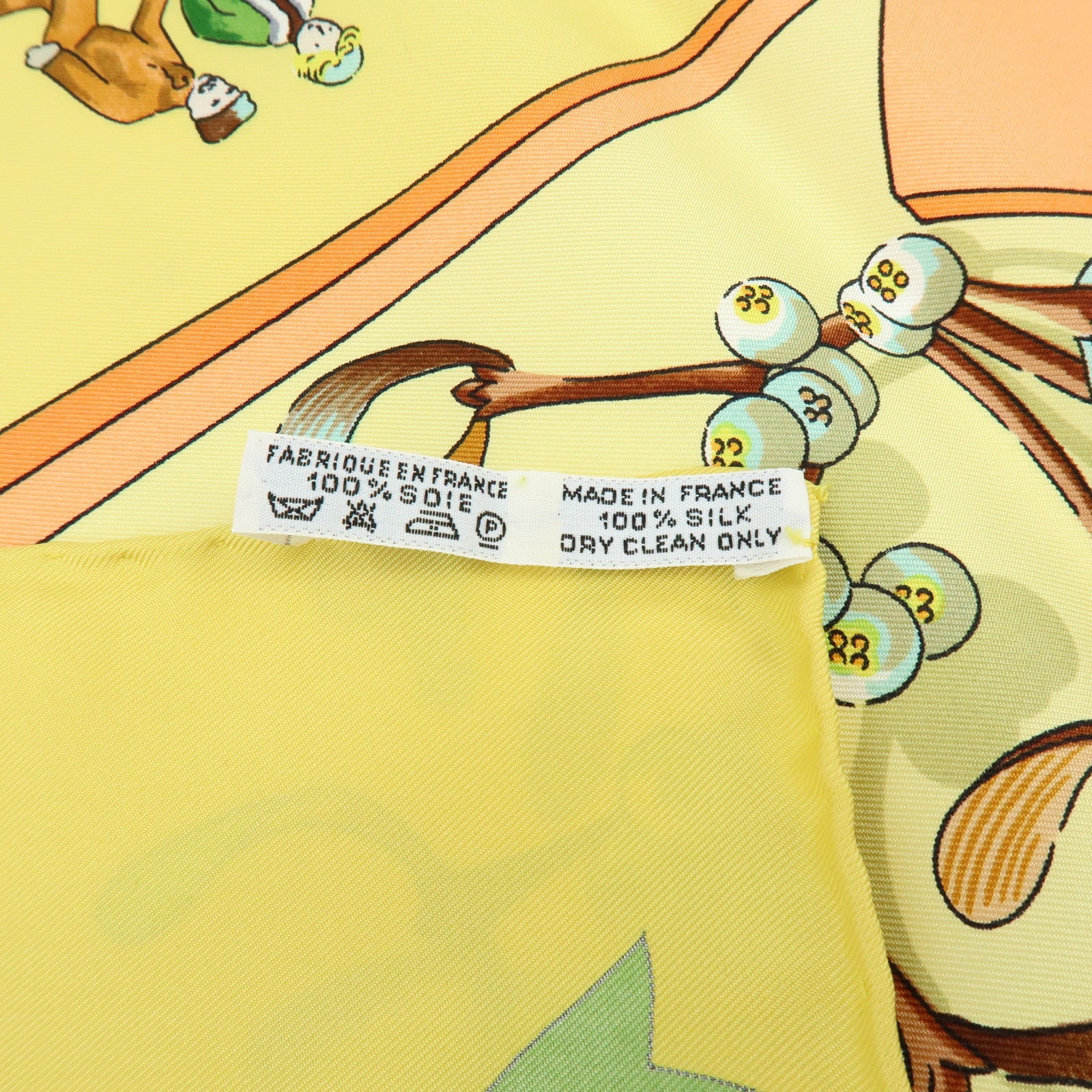 HERMES Carre 90 Silk 100% Scarf  Neige d'Antan Yellow