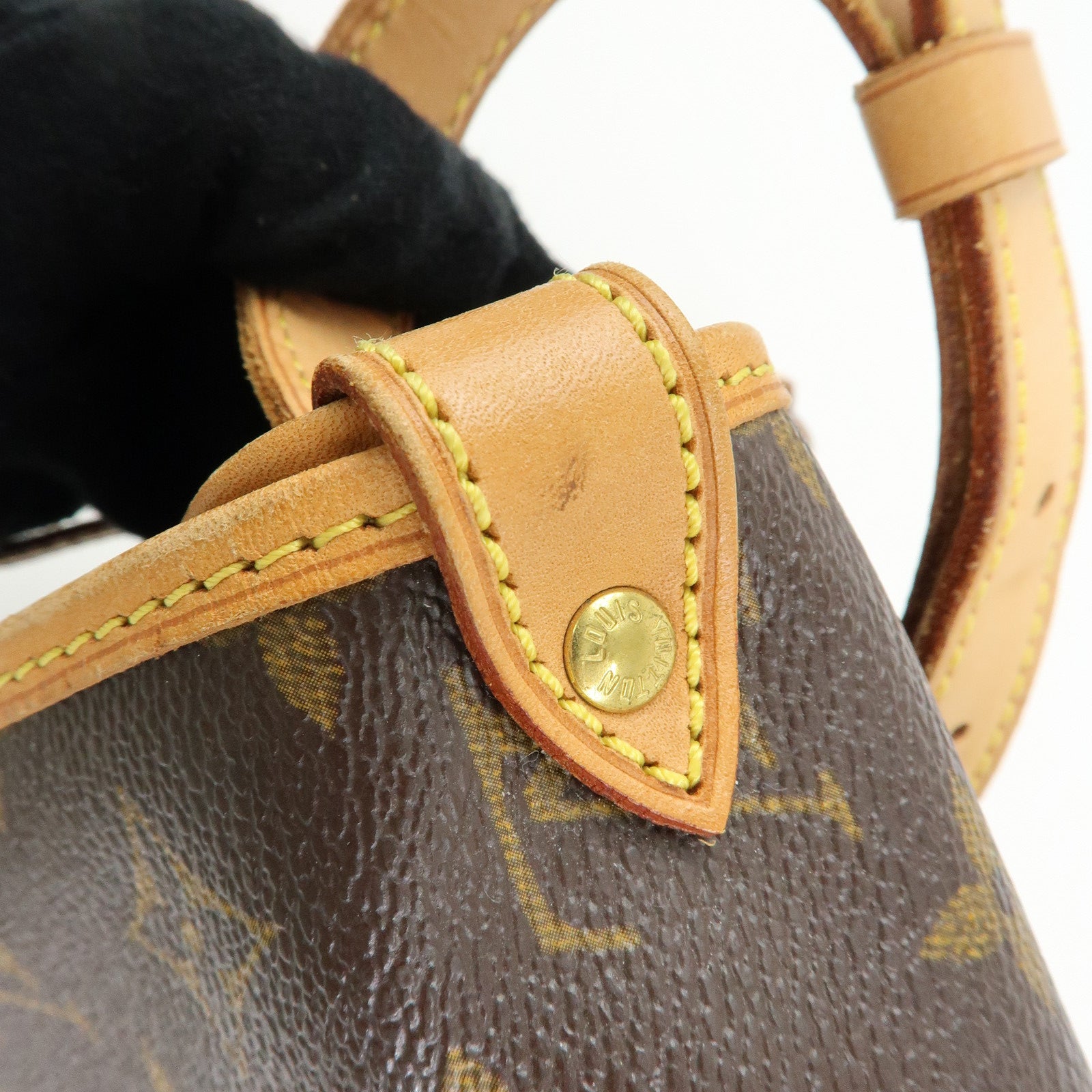 Louis Vuitton Monogram Saumur 30 Shoulder Crossbody Bag Brown M42256