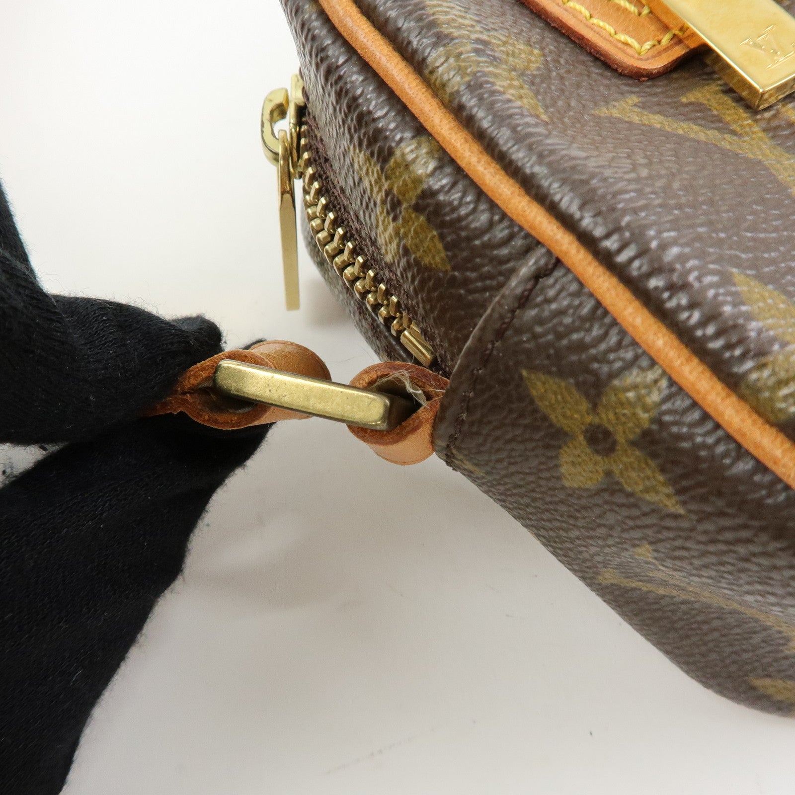 Louis Vuitton Monogram Pochette Cite Shoulder Bag Brown M51183