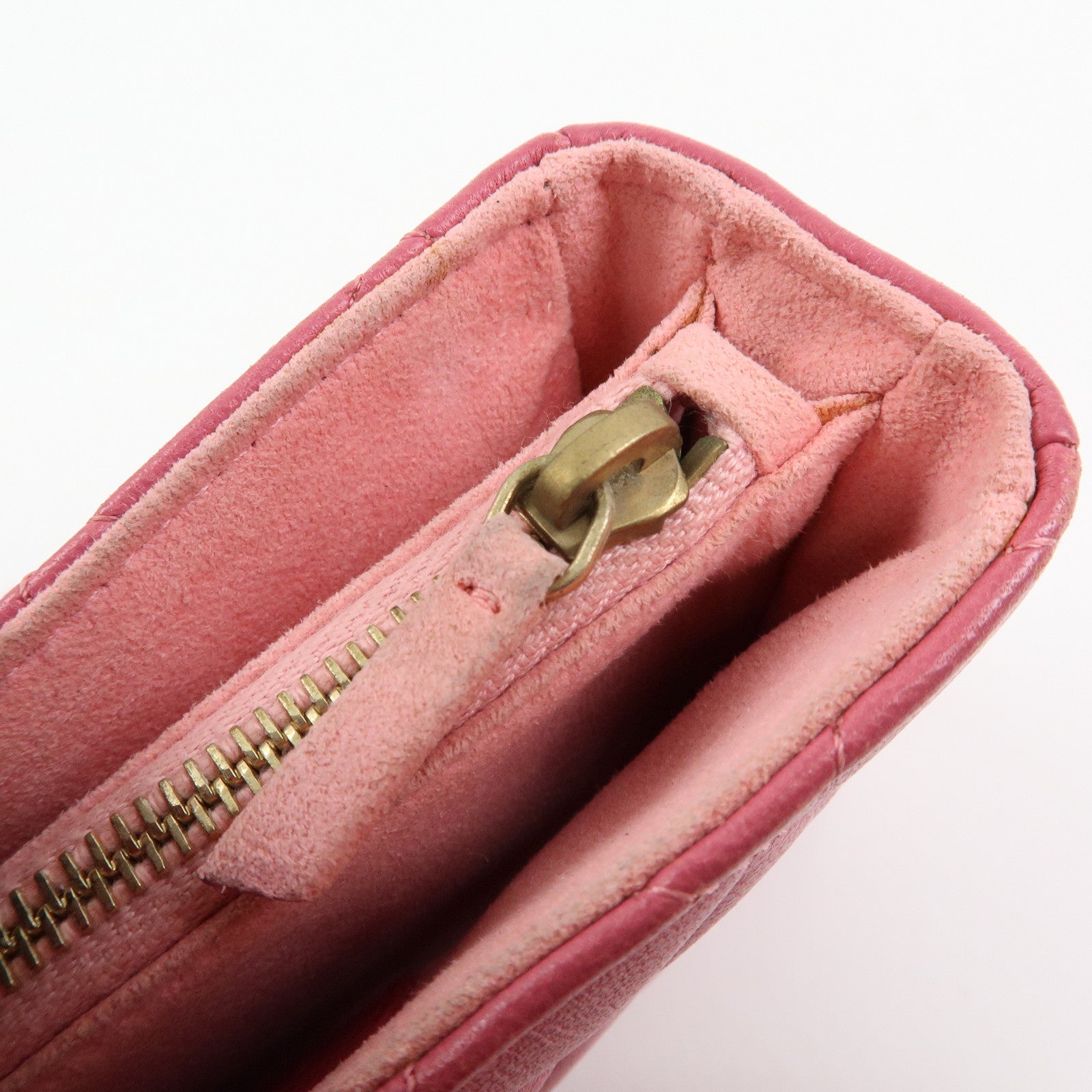 CHANEL Matelasse COCO Mark Lamb Skin Cosmetic Case Pouch Pink