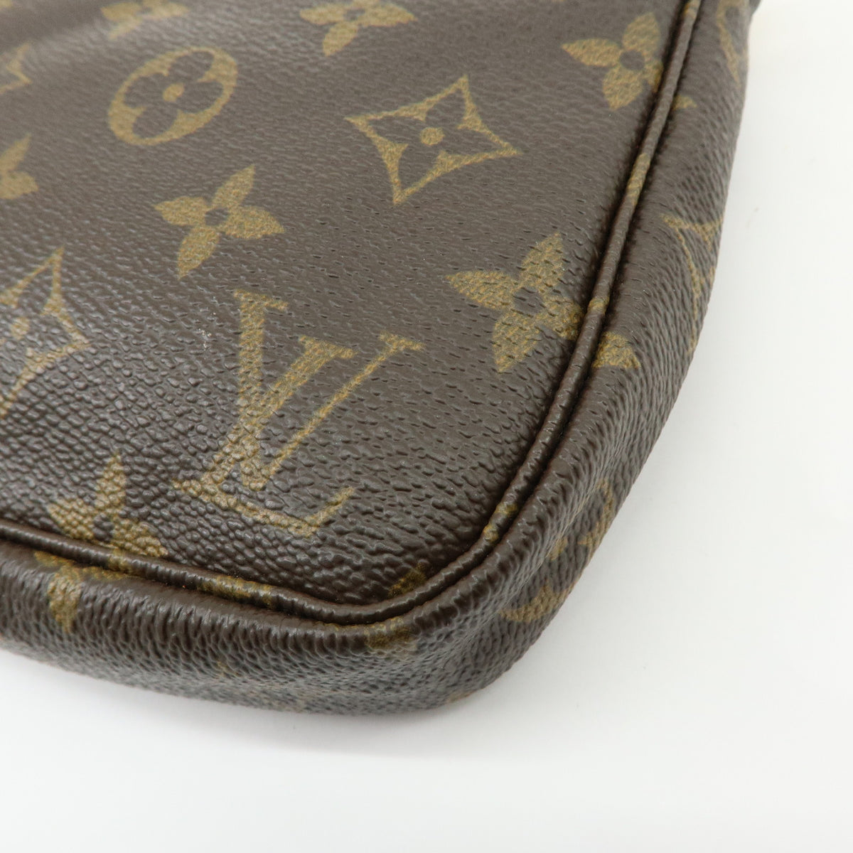 Louis Vuitton Monogram Pochette Accessoires Pouch Hand Bag M51980