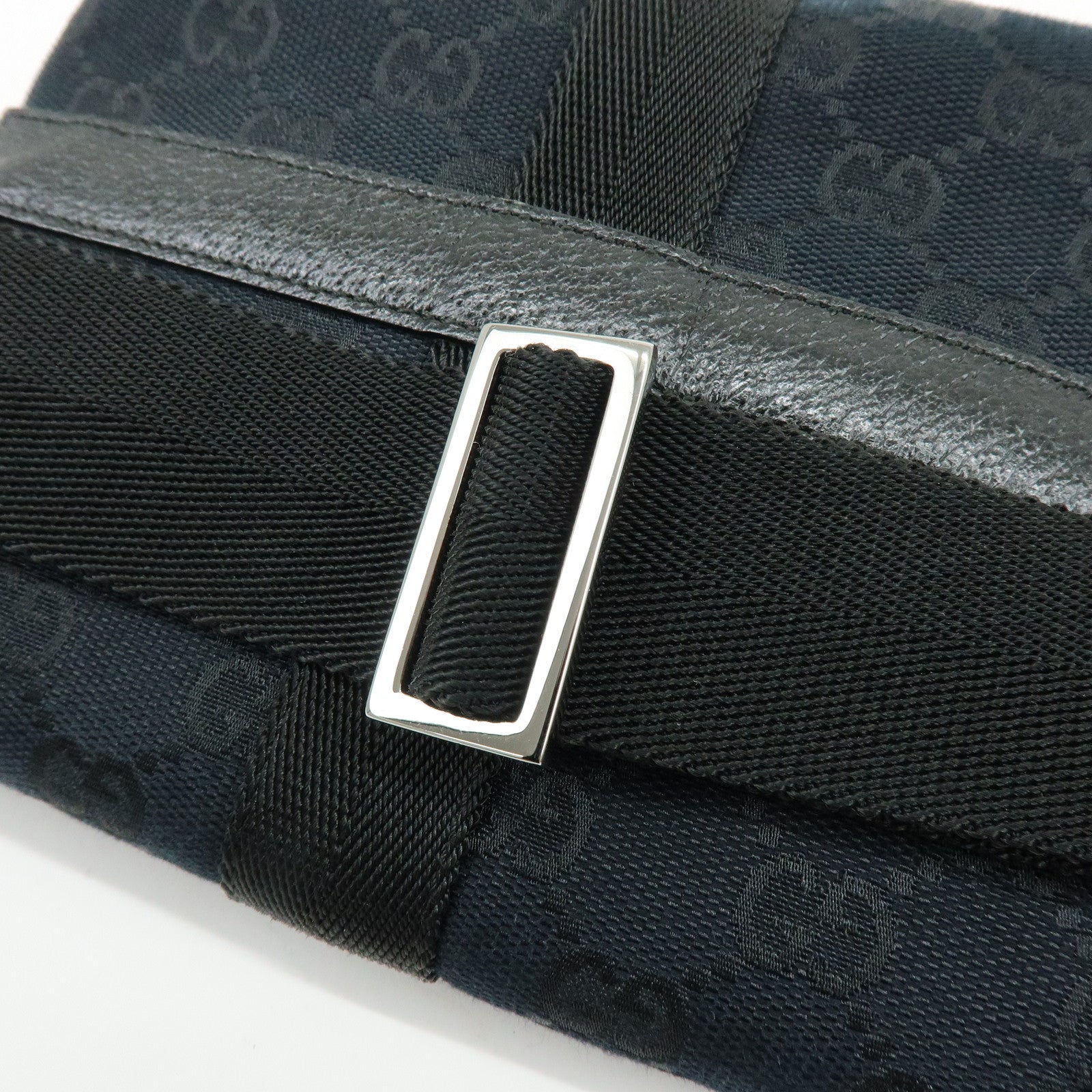 GUCCI GG Canvas Leather Waist Pouch Body Bag Black 131236