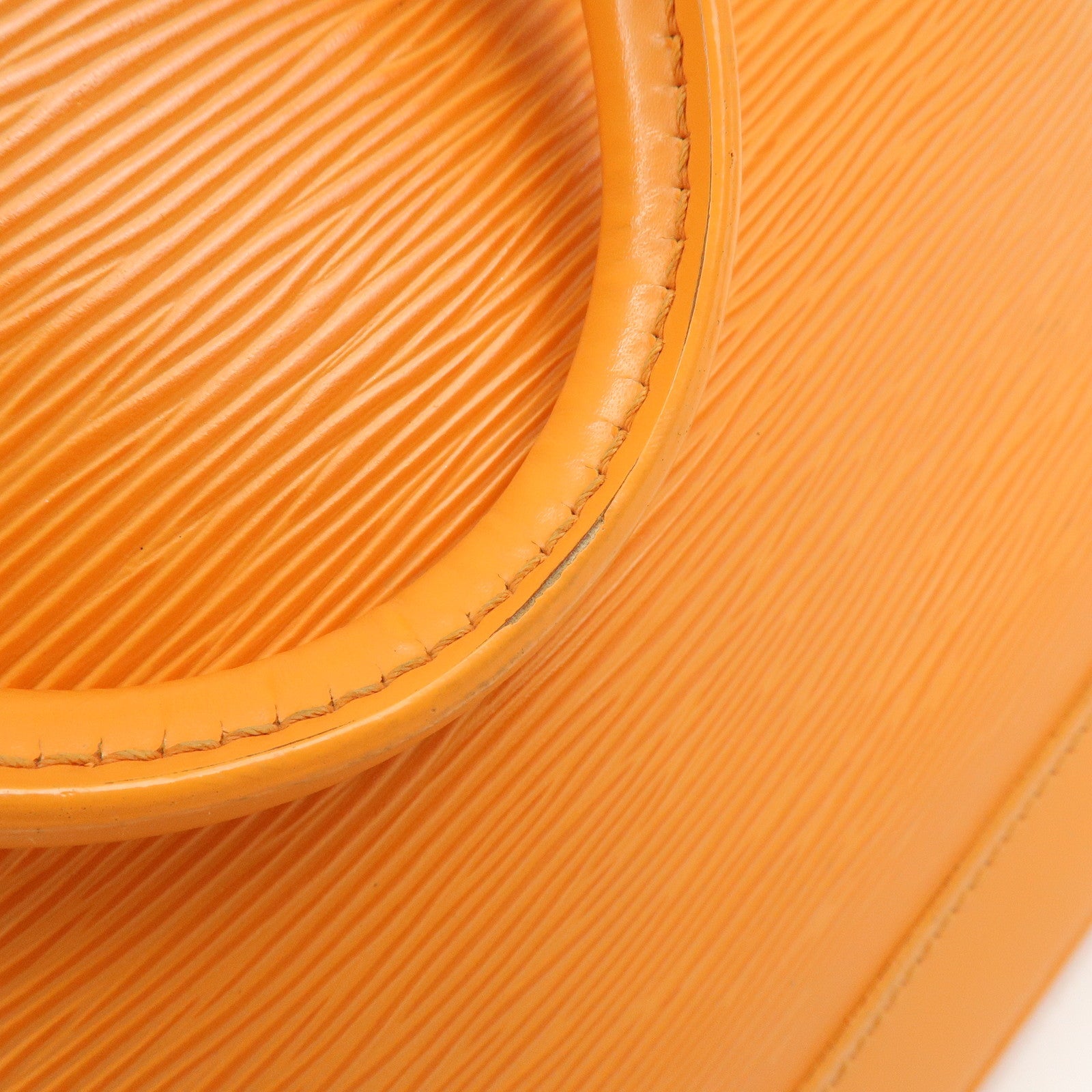 Louis Vuitton Epi Leather Alma PM Hand Bag Mandarin Orange M5124H