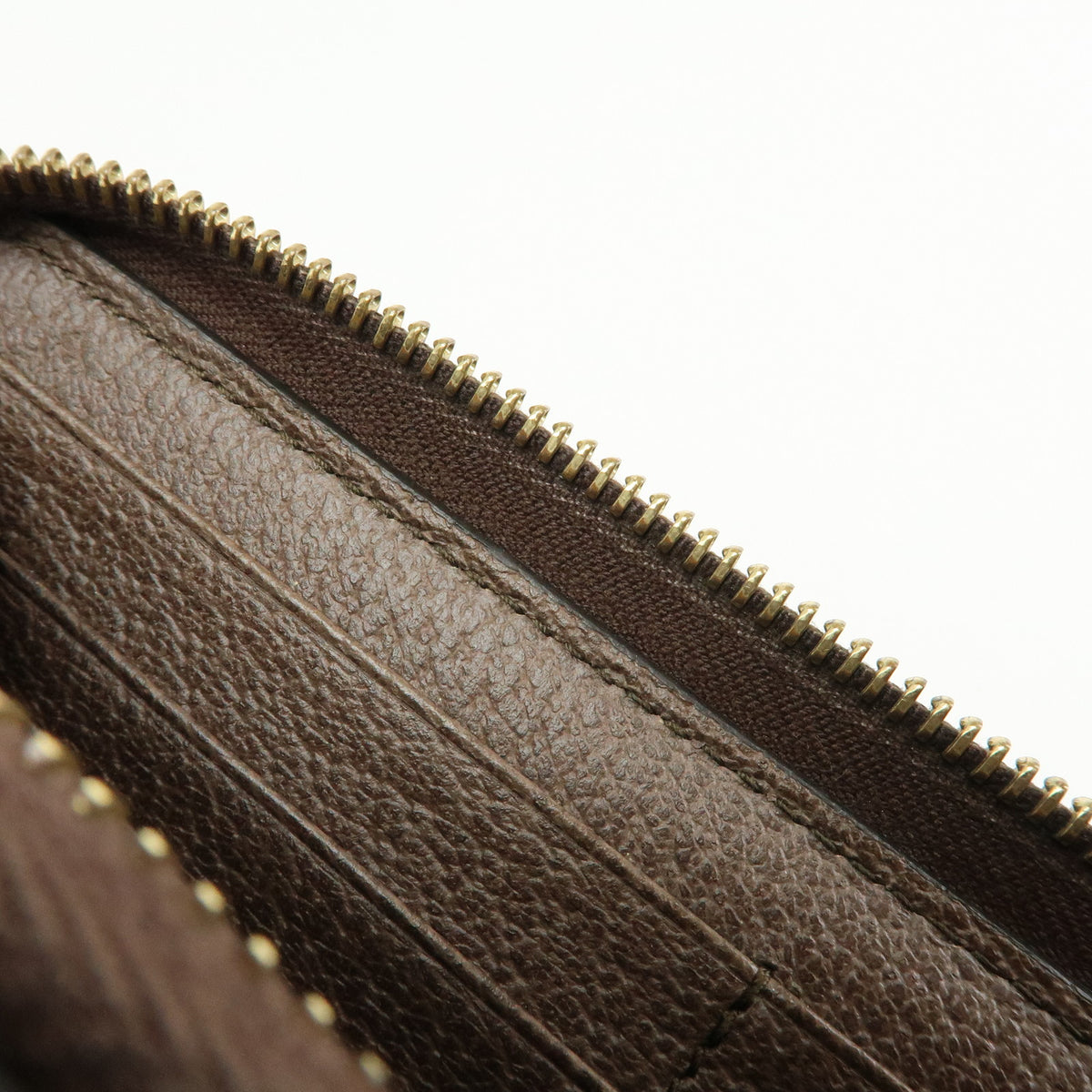GUCCI Ophidia Sherry GG Supreme Leather Round Zippy Wallet 523154