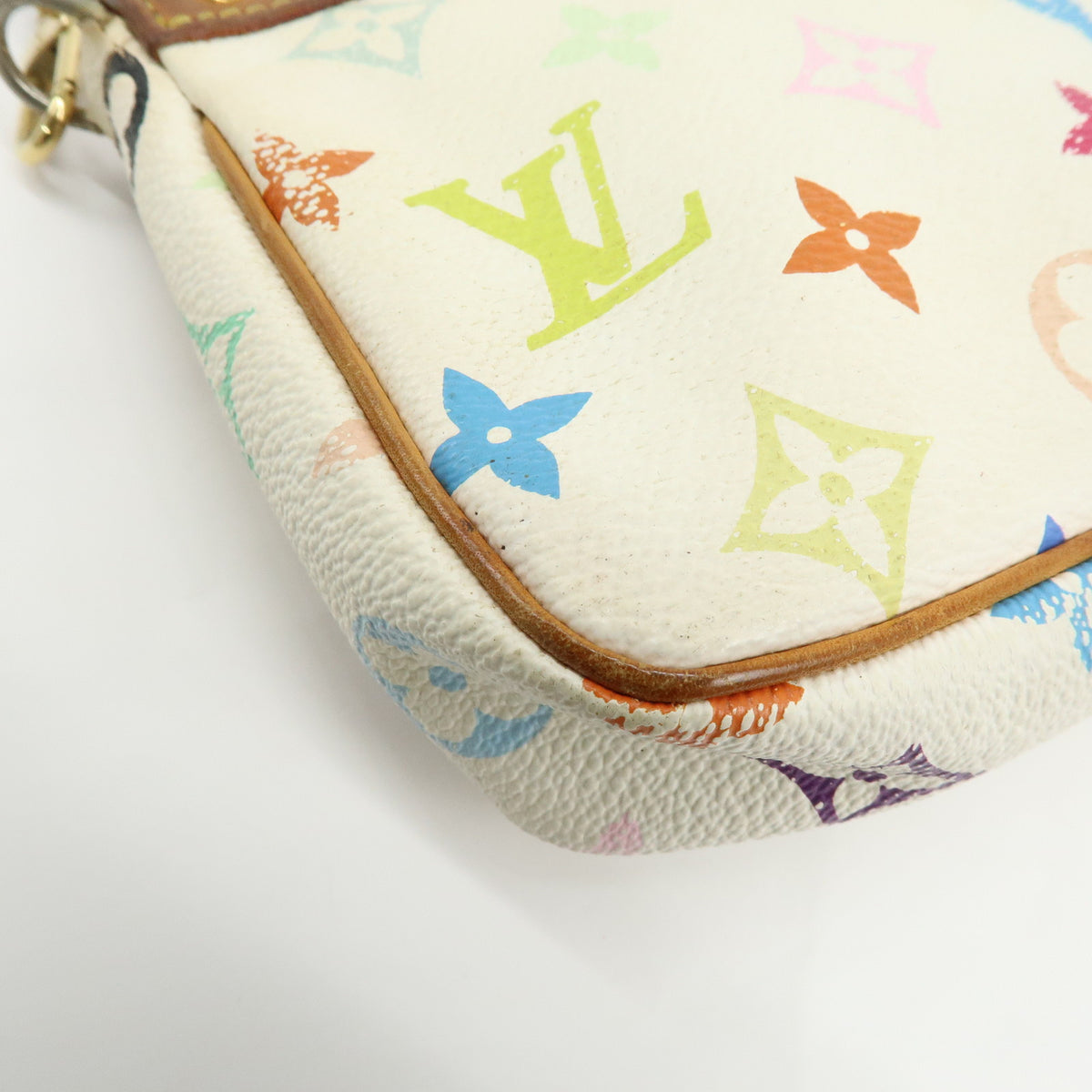 Louis Vuitton Monogram Multicolor Pochette Accessoires Blanc M92649