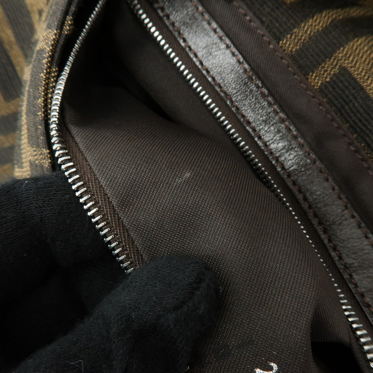FENDI Mamma Baguette Jacquard Canvas Leather Shoulder Bag 26424