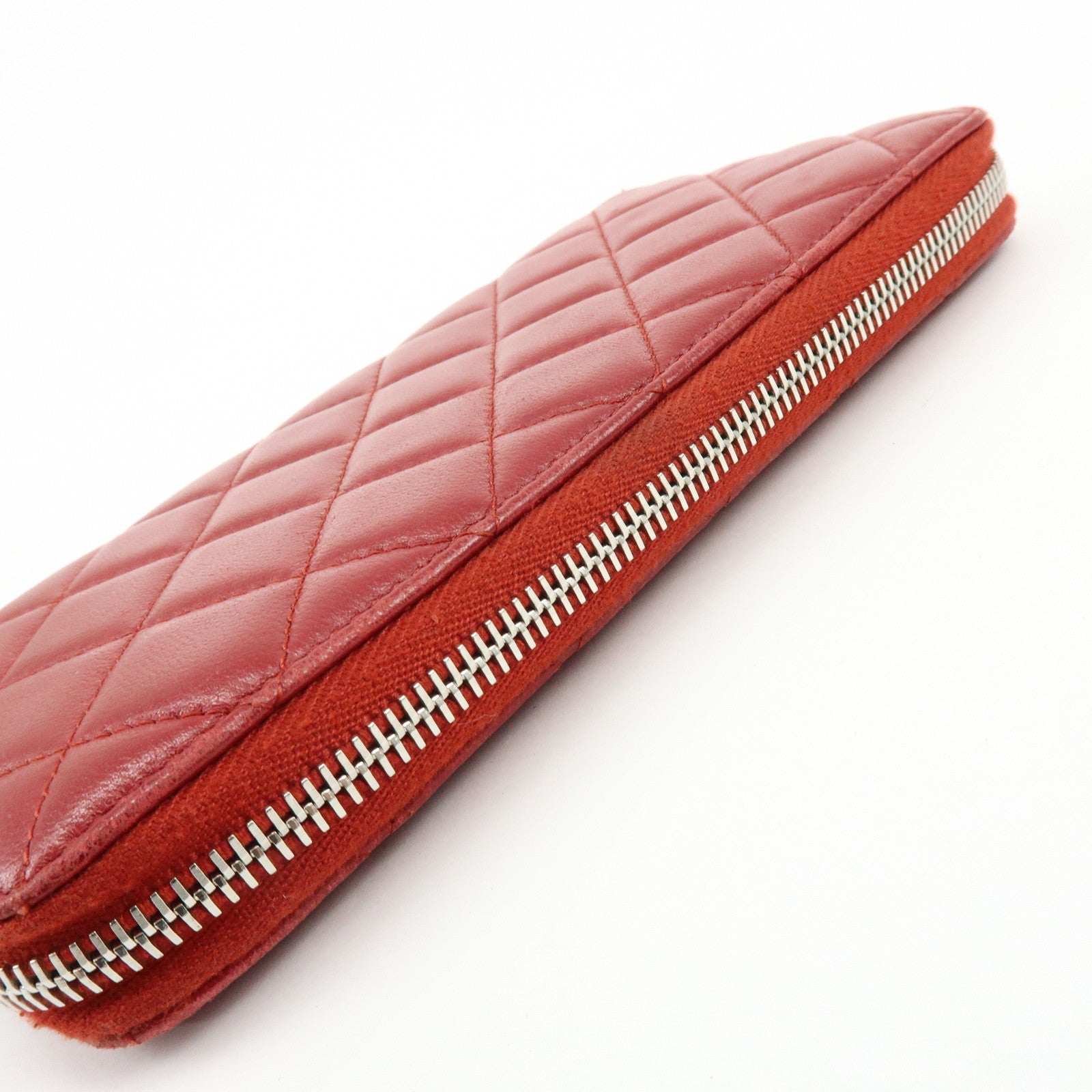 CHANEL COCO Mark Matelasse Round Zippy Long Wallet Red A50097