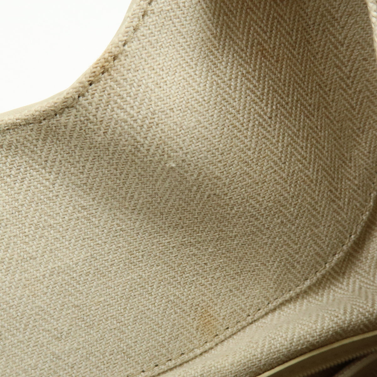 BVLGARI Chandra Leather Shoulder Bag Hand Bag Ring Buckle White