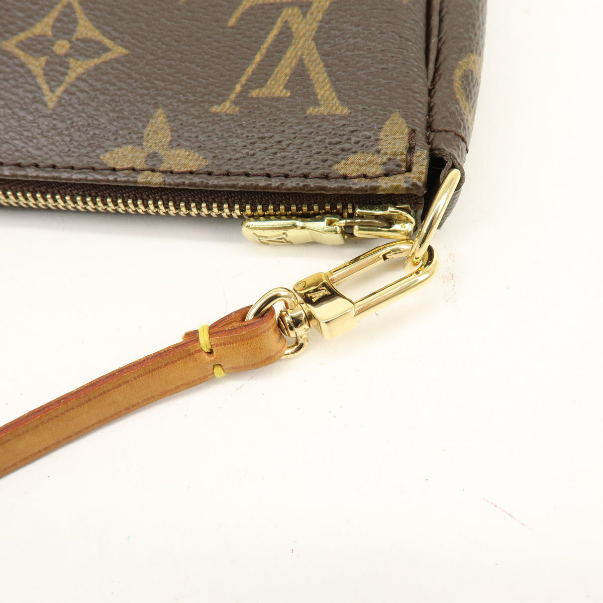 Louis Vuitton Monogram Pochette Accessoires Pouch Hand Bag Brown M51980
