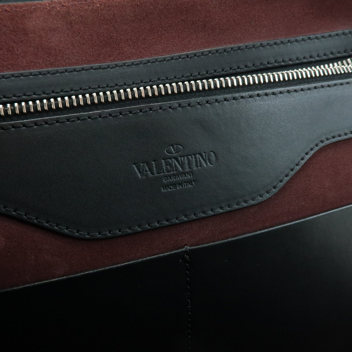 VALENTINO GARAVANI Leather Clutch Bag Flat Pouch Black