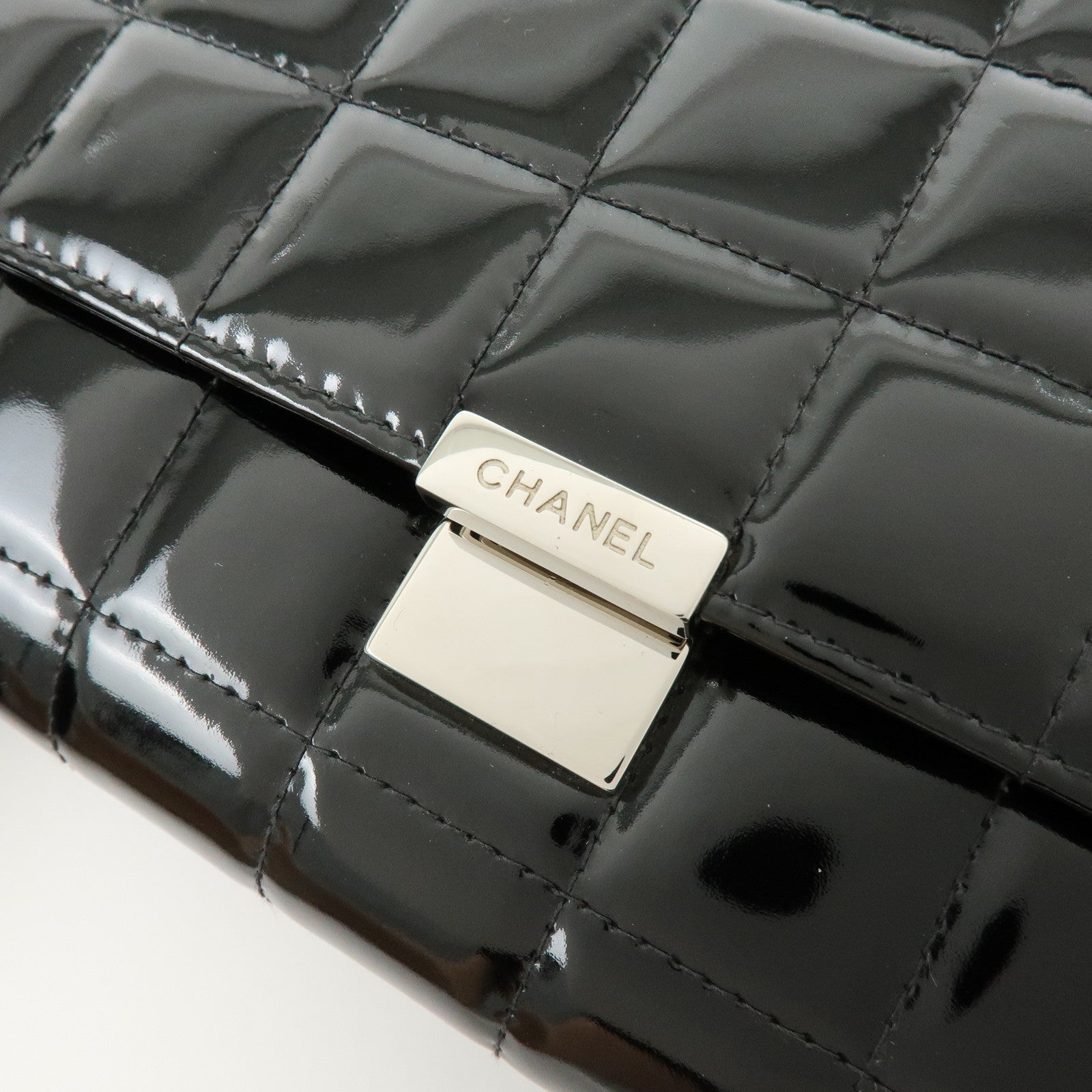 CHANEL Chocolate Bar COCO Mark Patent Leather Shoulder Bag Black Silver
