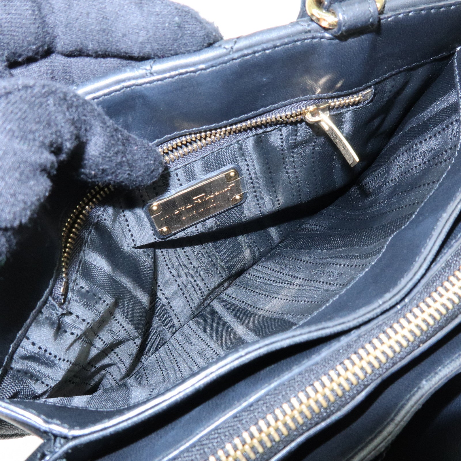 Ferragamo Vara Ribbon Leather 2Way Bag Hand Bag Shoulder Bag Black