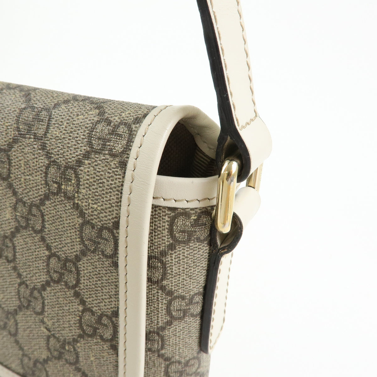 GUCCI GG Supreme Leather Shoulder Bag Crossbody Bag Beige Ivory 223666