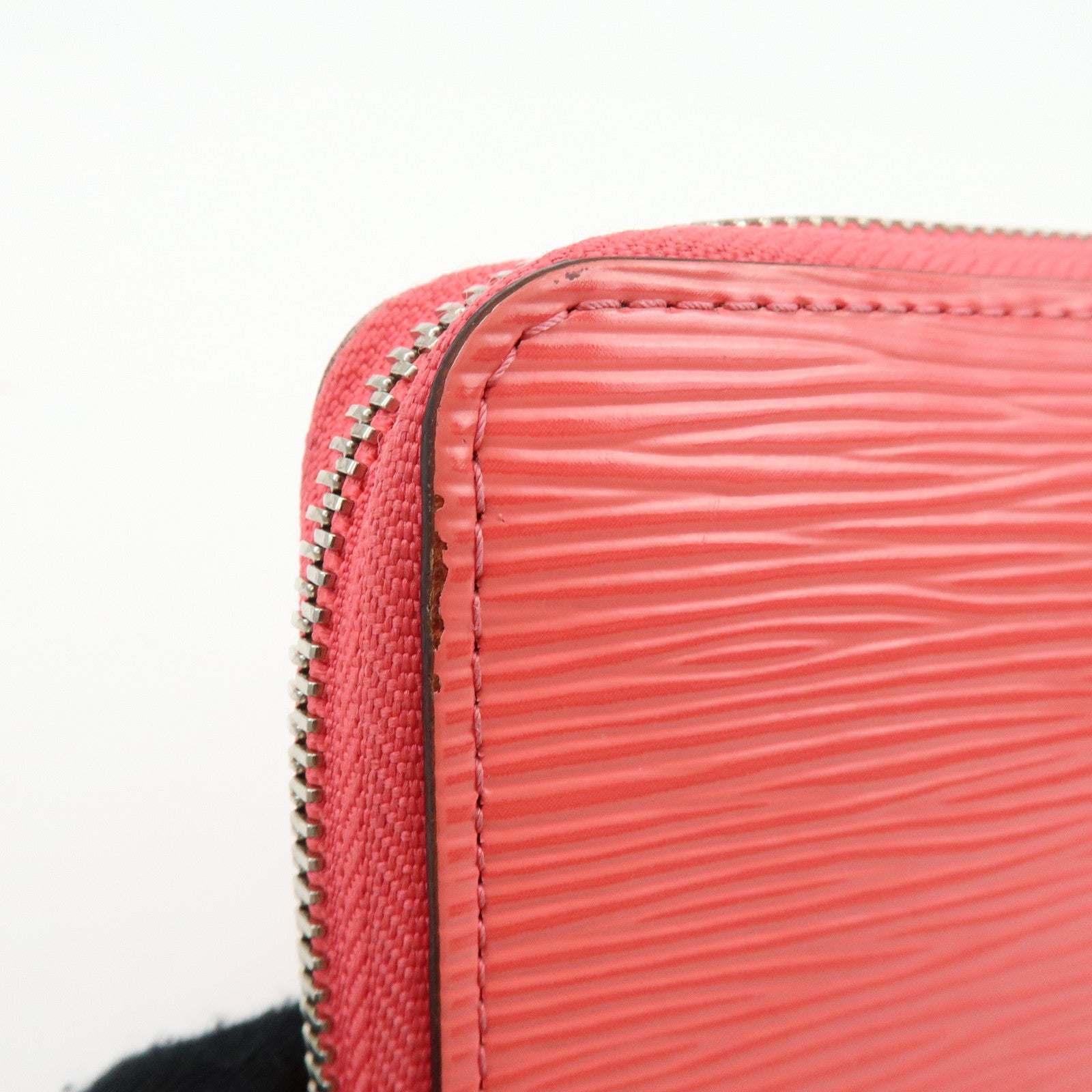 Louis Vuitton Epi Leather Zippy Long Wallet Corail M60663
